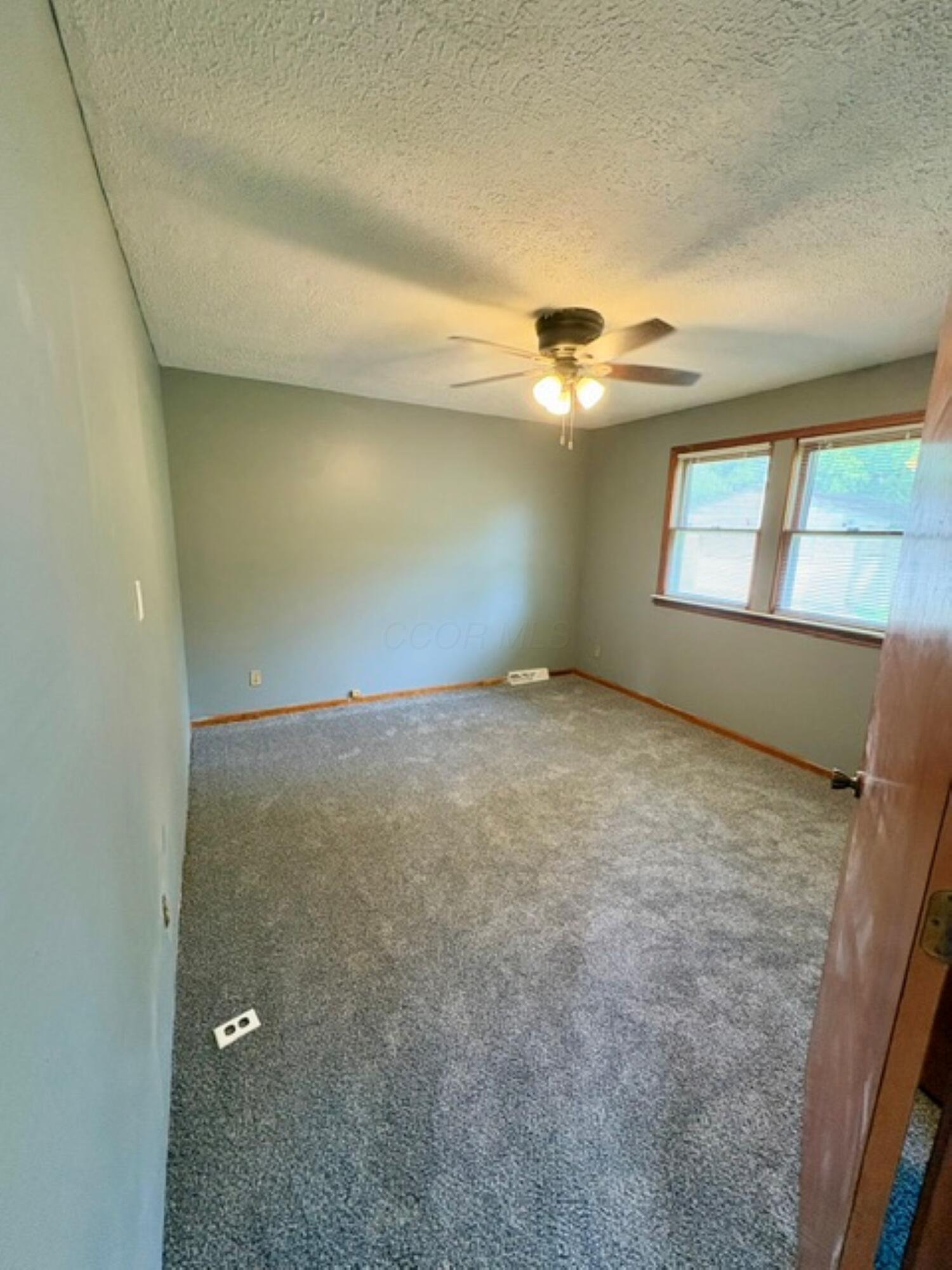 526 Collingwood Avenue Property Photo 7