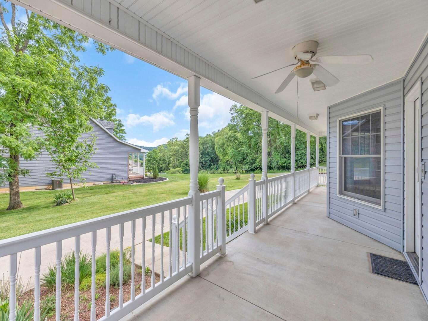 170 Applewood Drive Property Photo 4