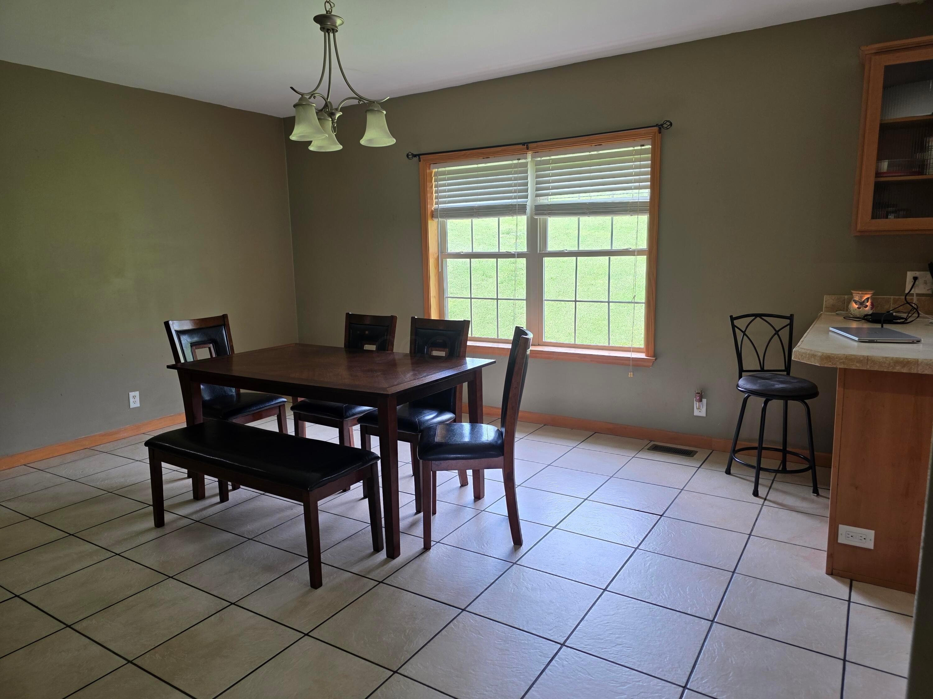 6805 Charleston Pike Property Photo 7