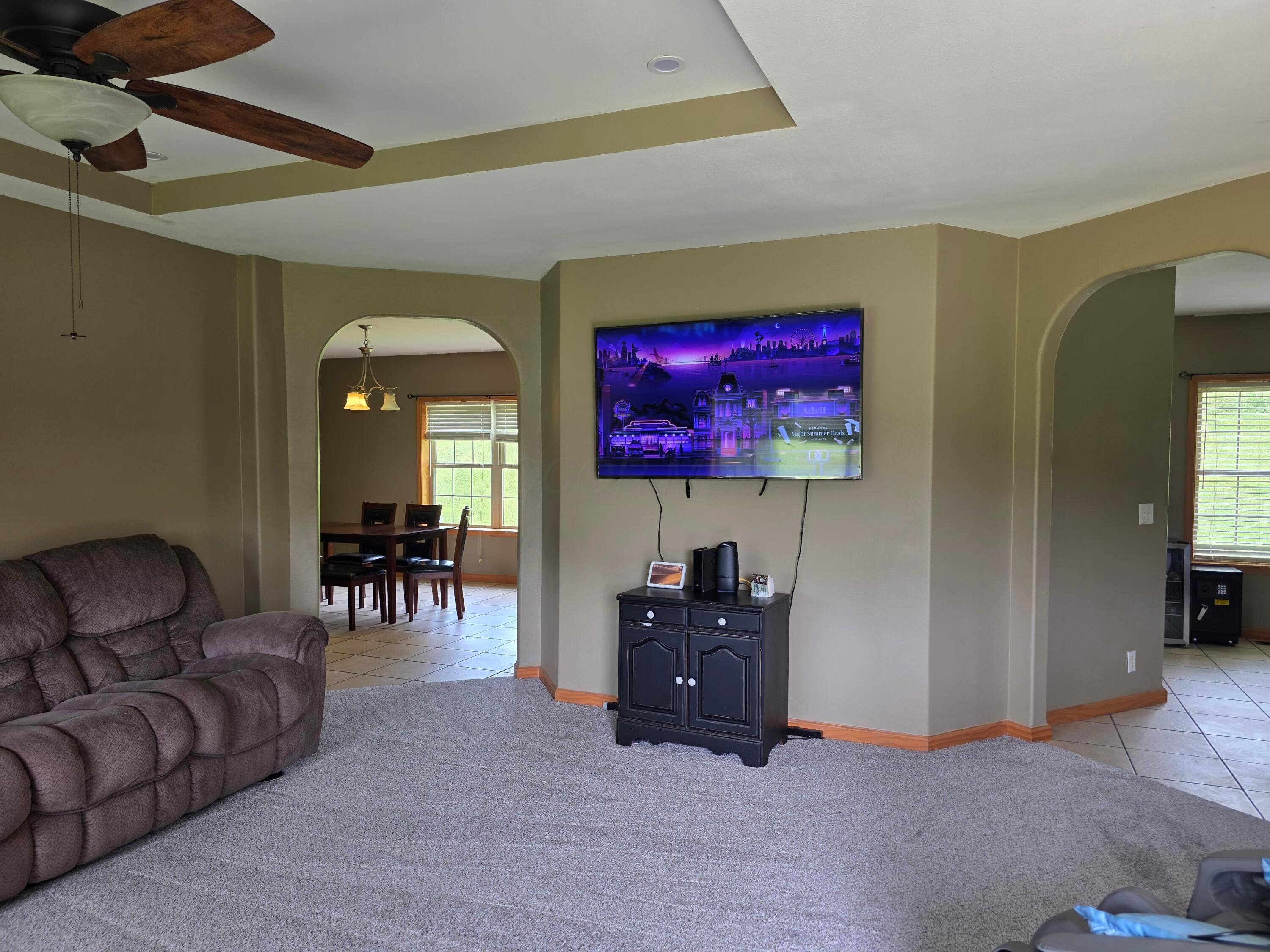 6805 Charleston Pike Property Photo 8