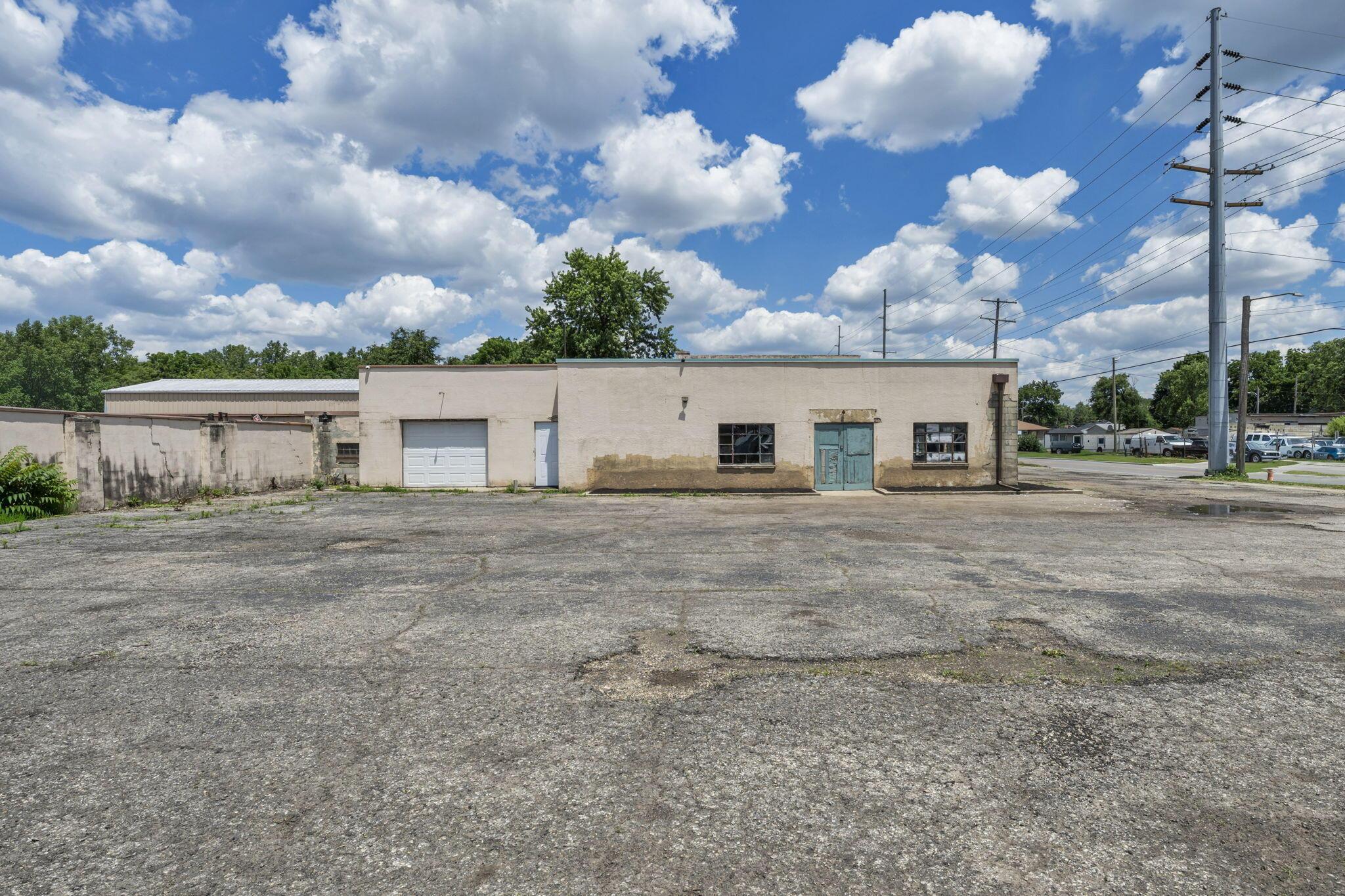 226022444 Property Photo 52