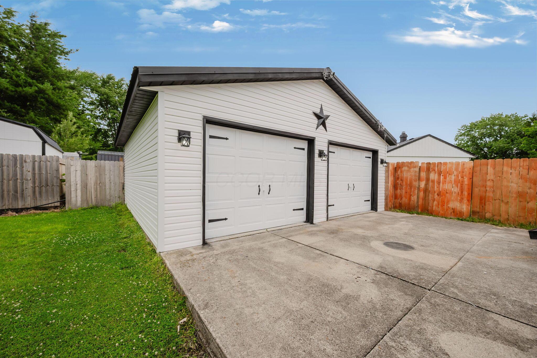 2605 Curren Drive Property Photo 49