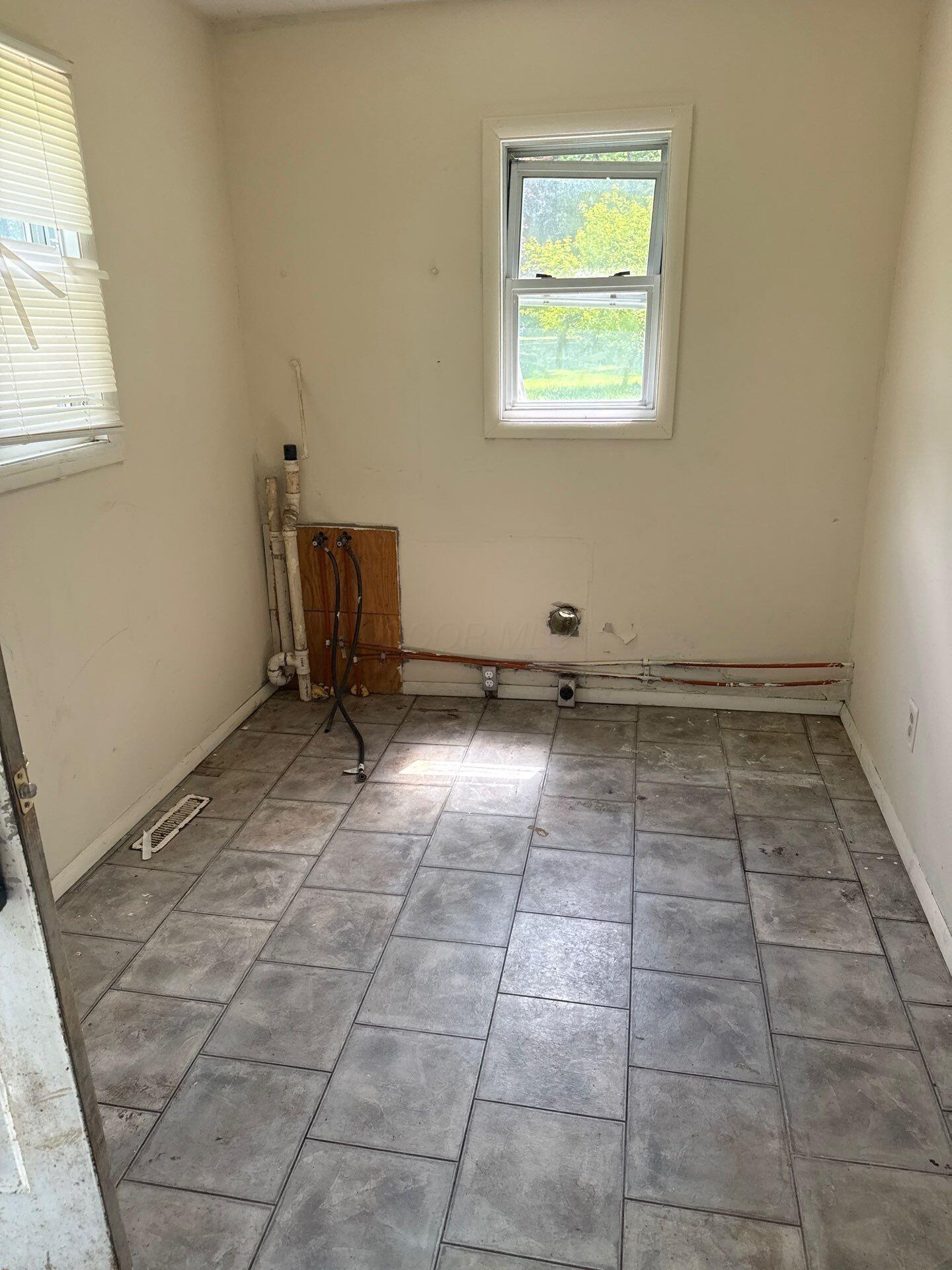 511 Vernon Avenue Property Photo 12