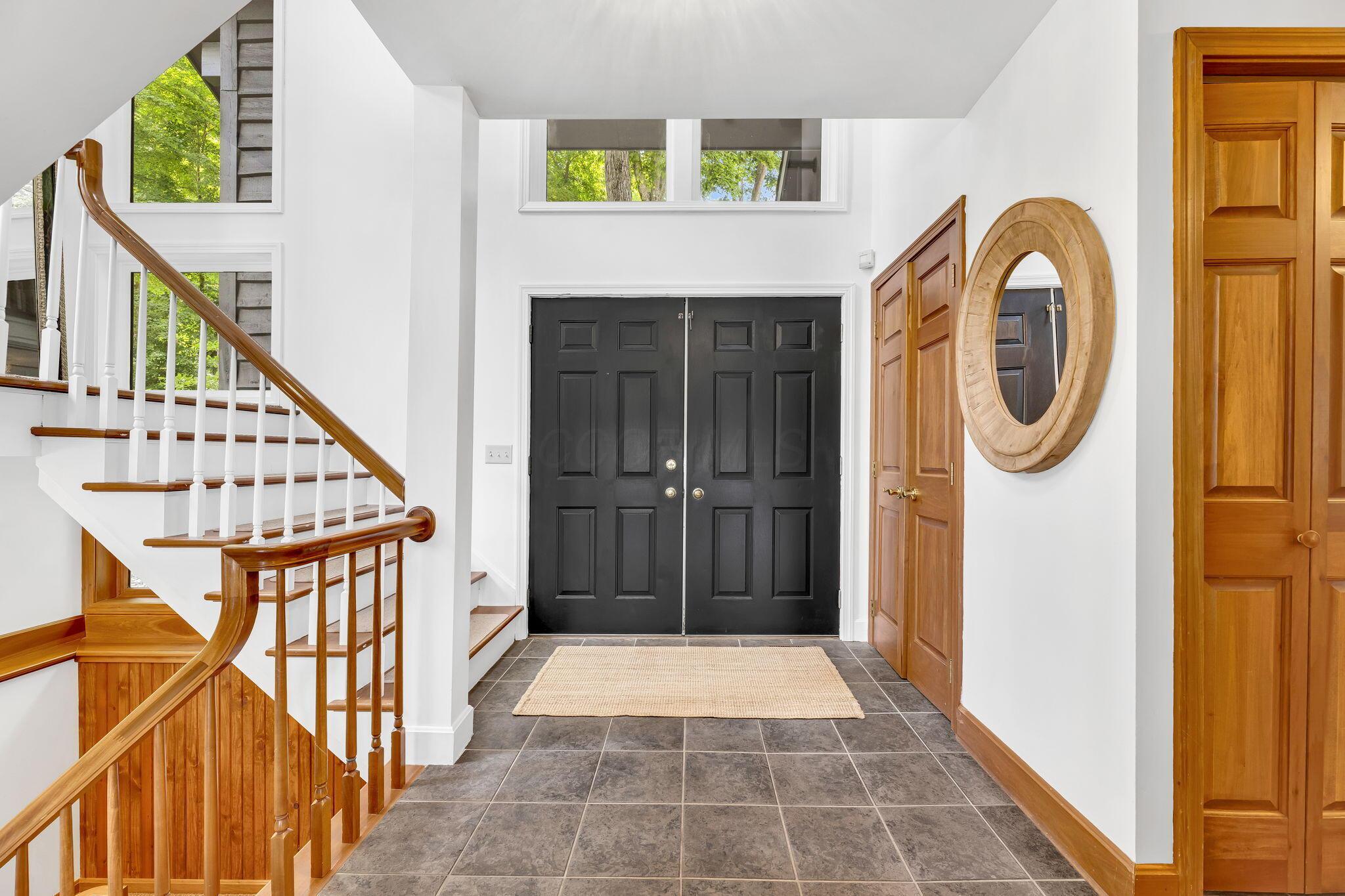 685 King Beach Drive Property Photo 10