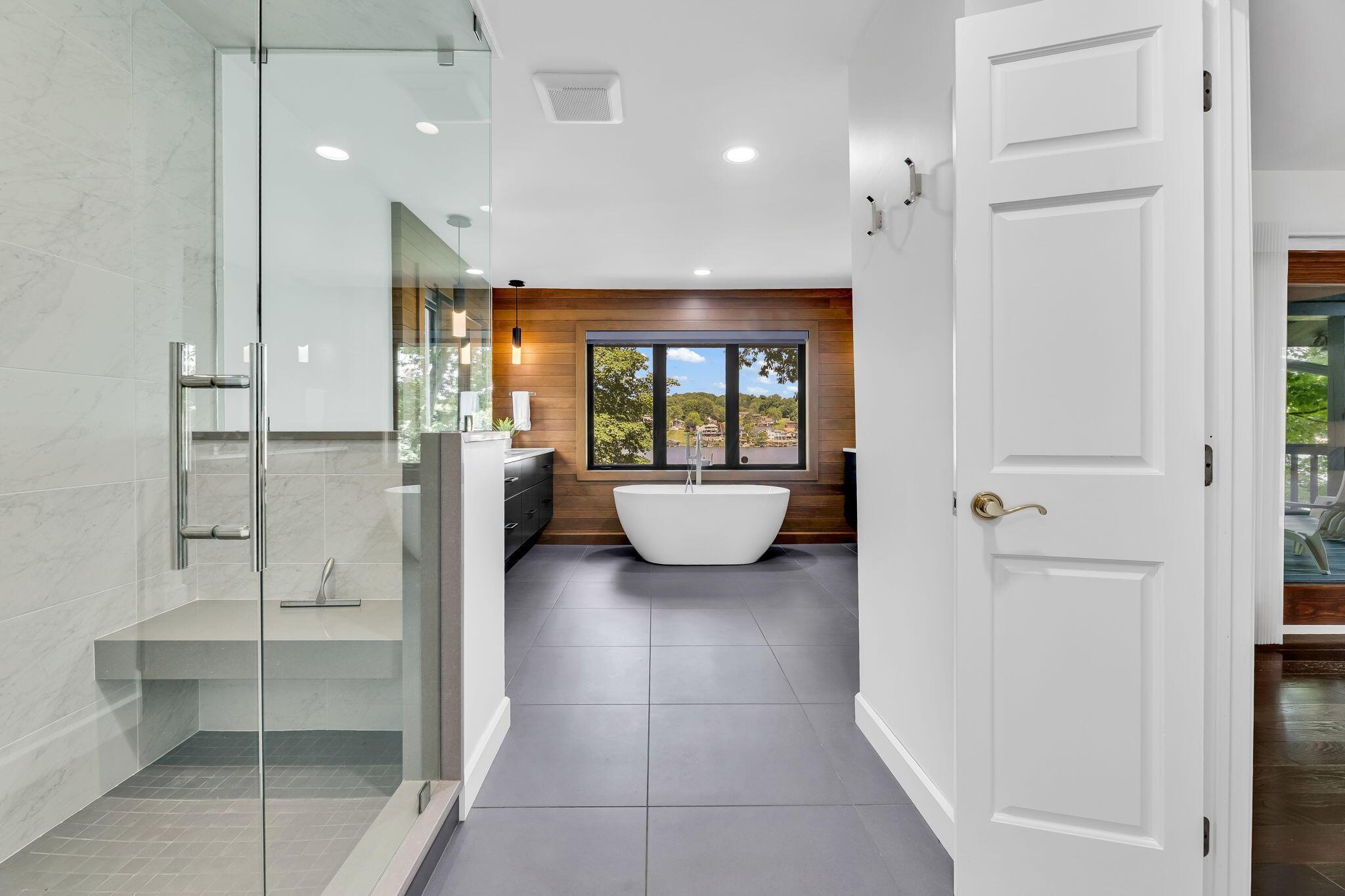 685 King Beach Drive Property Photo 29