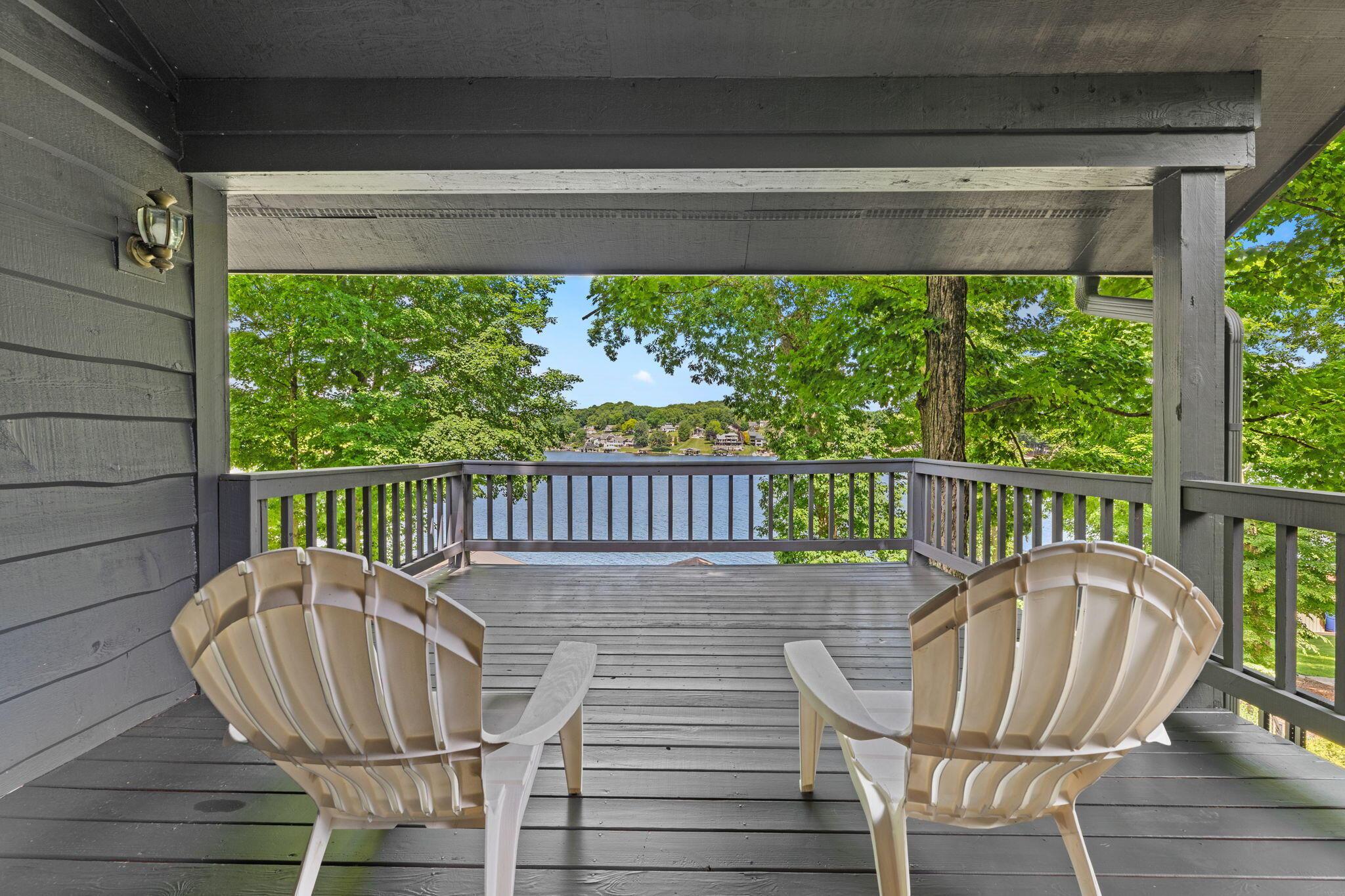 685 King Beach Drive Property Photo 32
