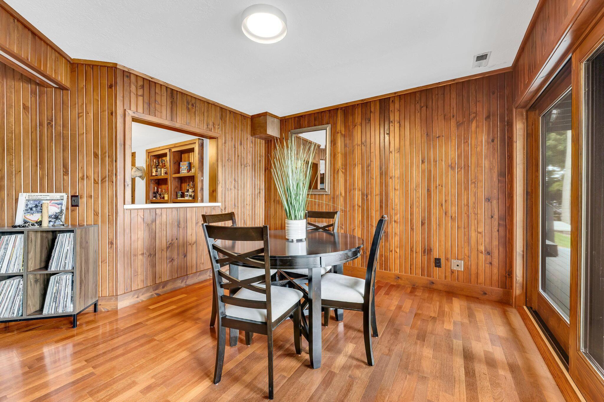 685 King Beach Drive Property Photo 49