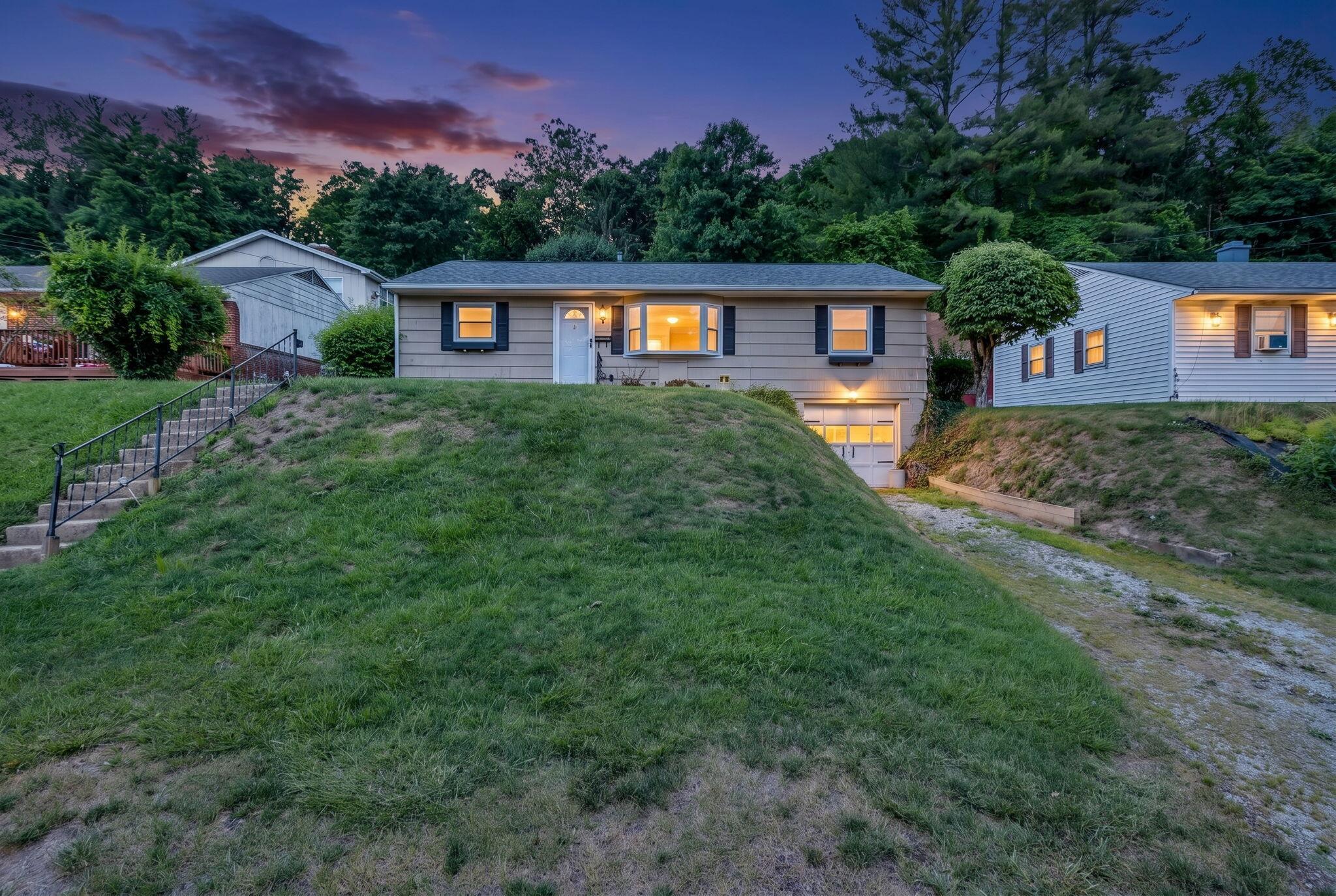 675 Mohican Avenue Property Photo 1