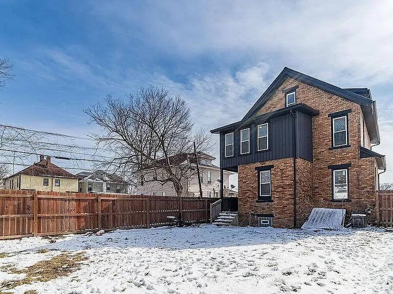 1282 Cole Street Property Photo 3
