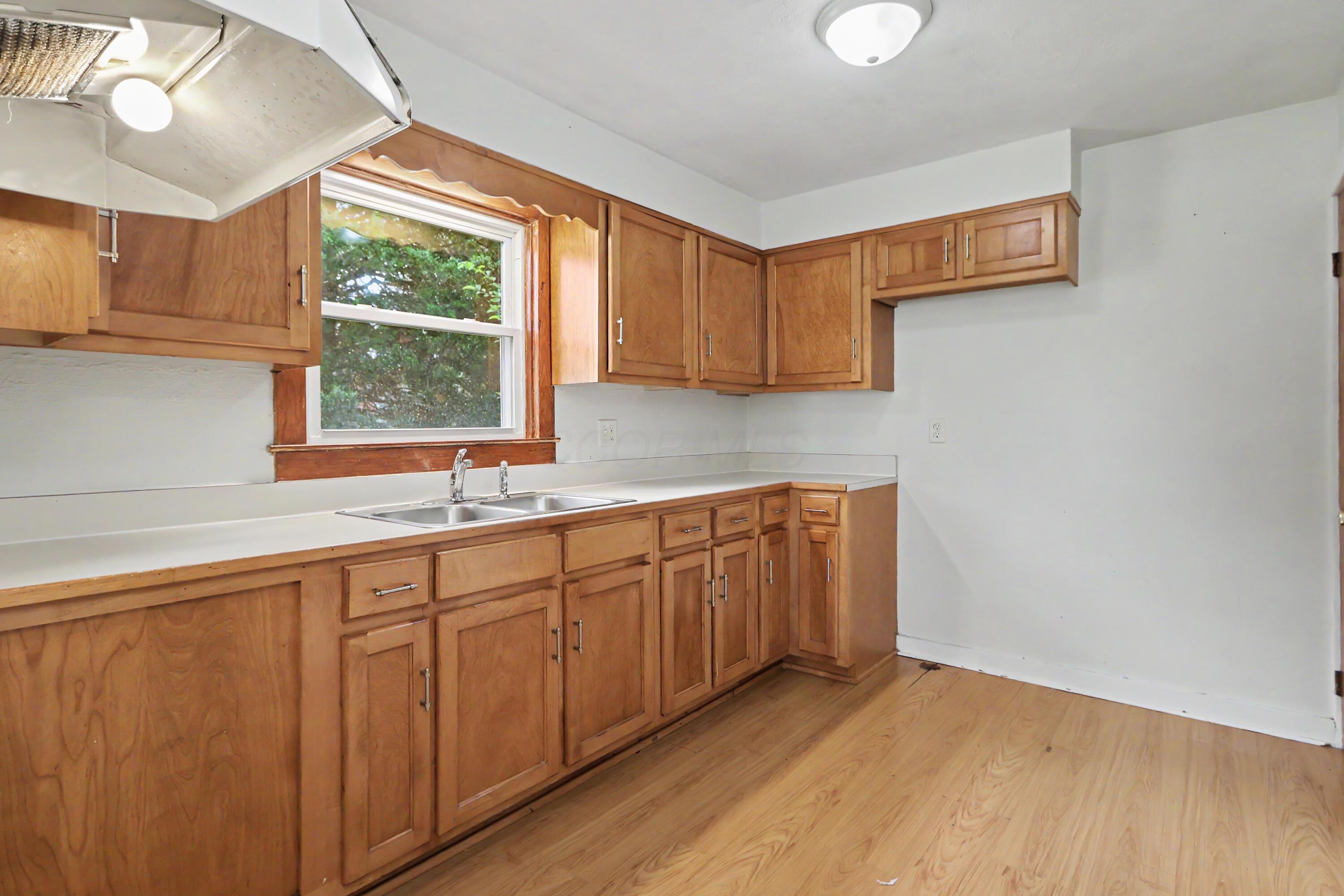 1103 Rogers Street Property Photo 5