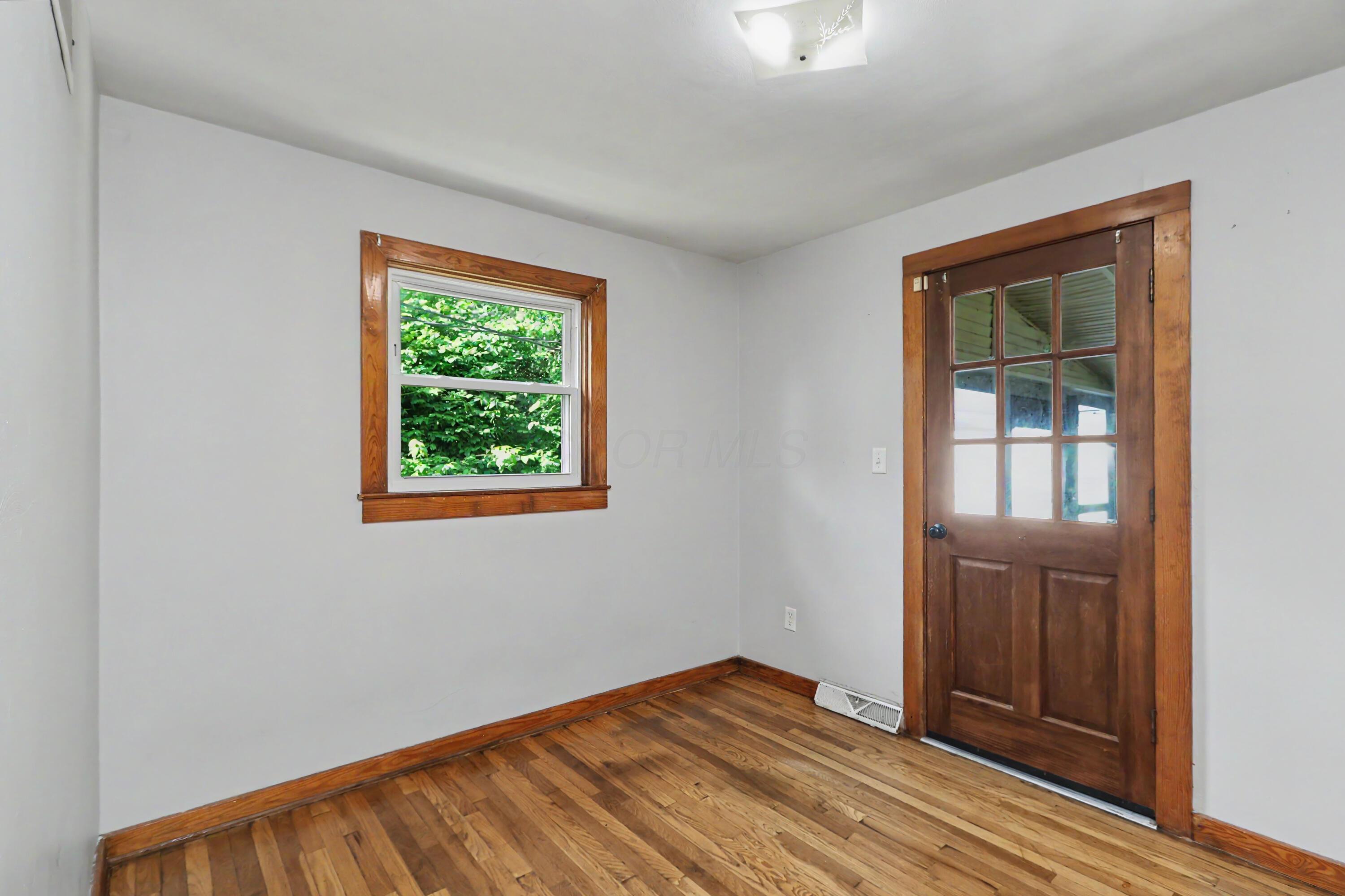 1103 Rogers Street Property Photo 9