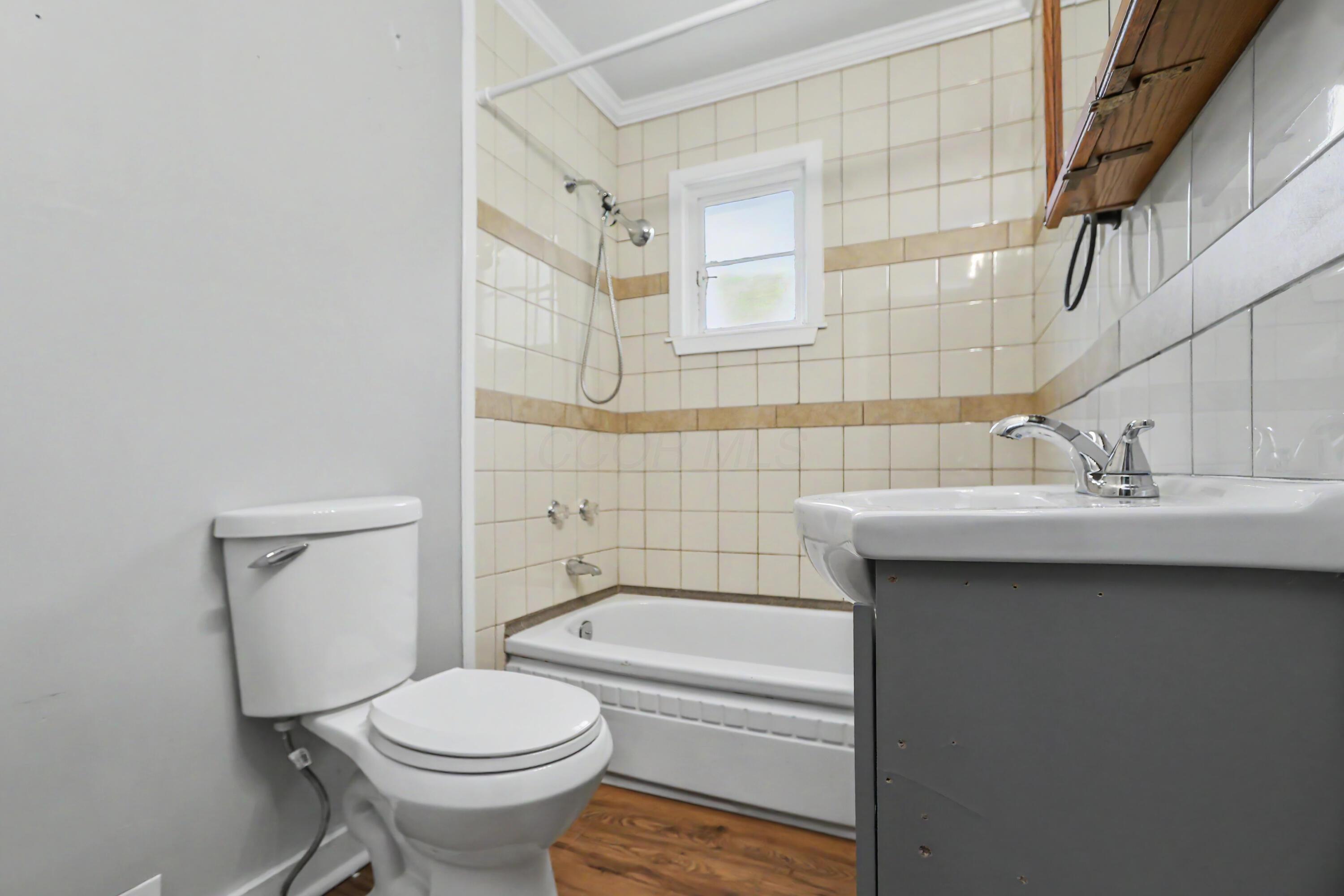 1103 Rogers Street Property Photo 11