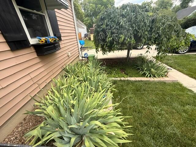 372 E Lincoln Avenue Property Photo 5