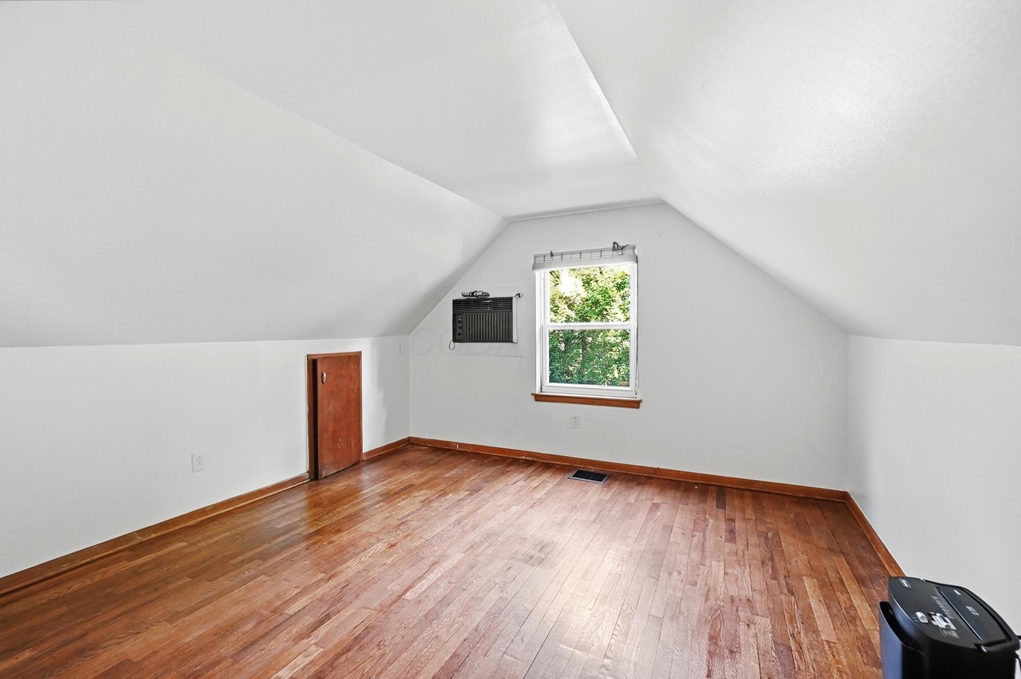 372 E Lincoln Avenue Property Photo 21