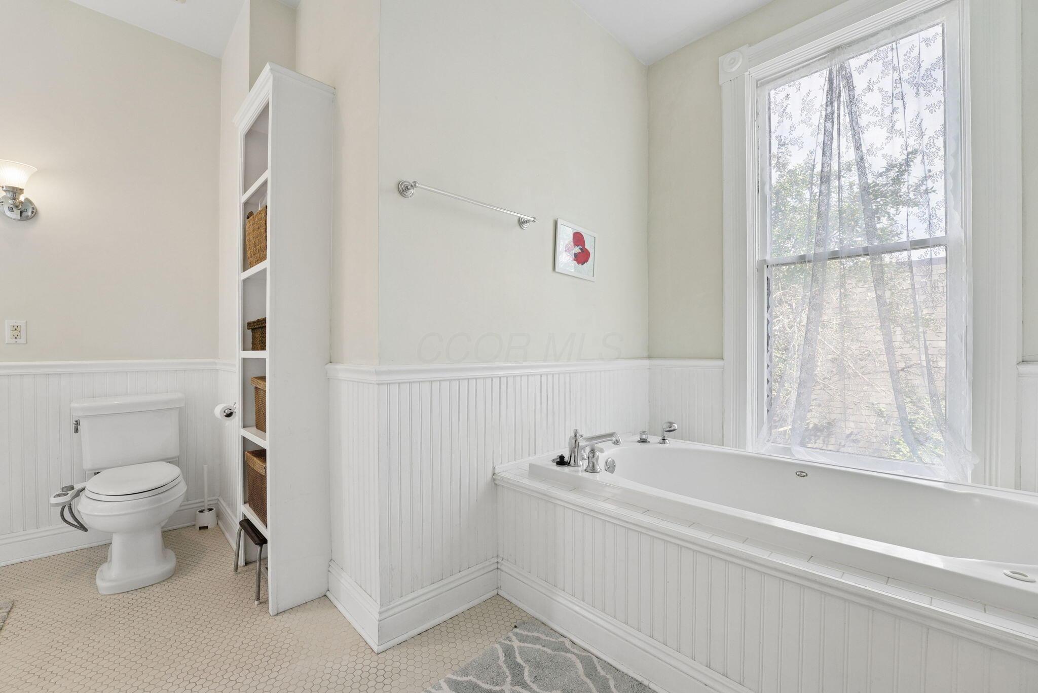 40 Smith Place Property Photo 35