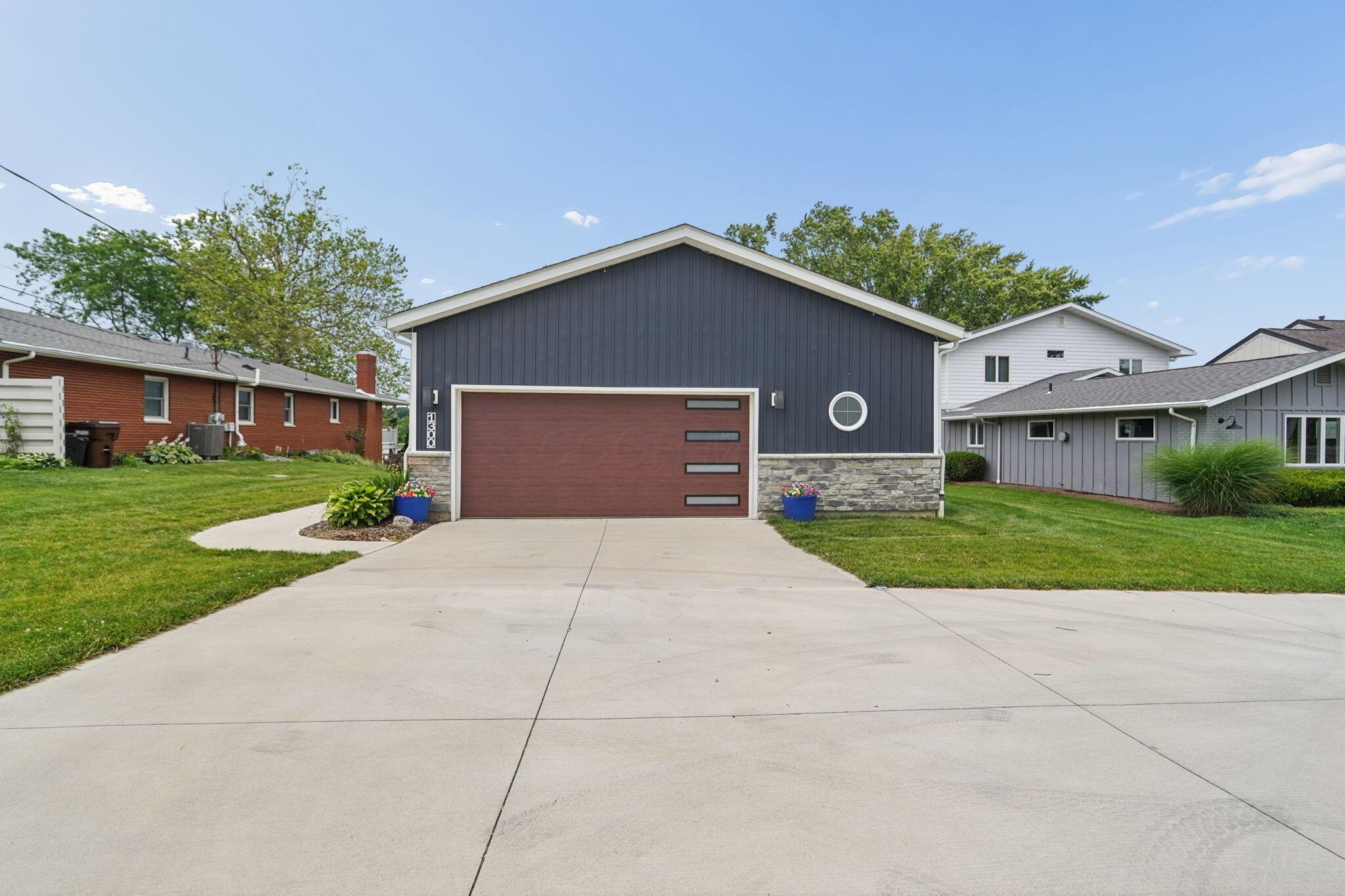 1300 E Choctaw Drive Property Photo 51