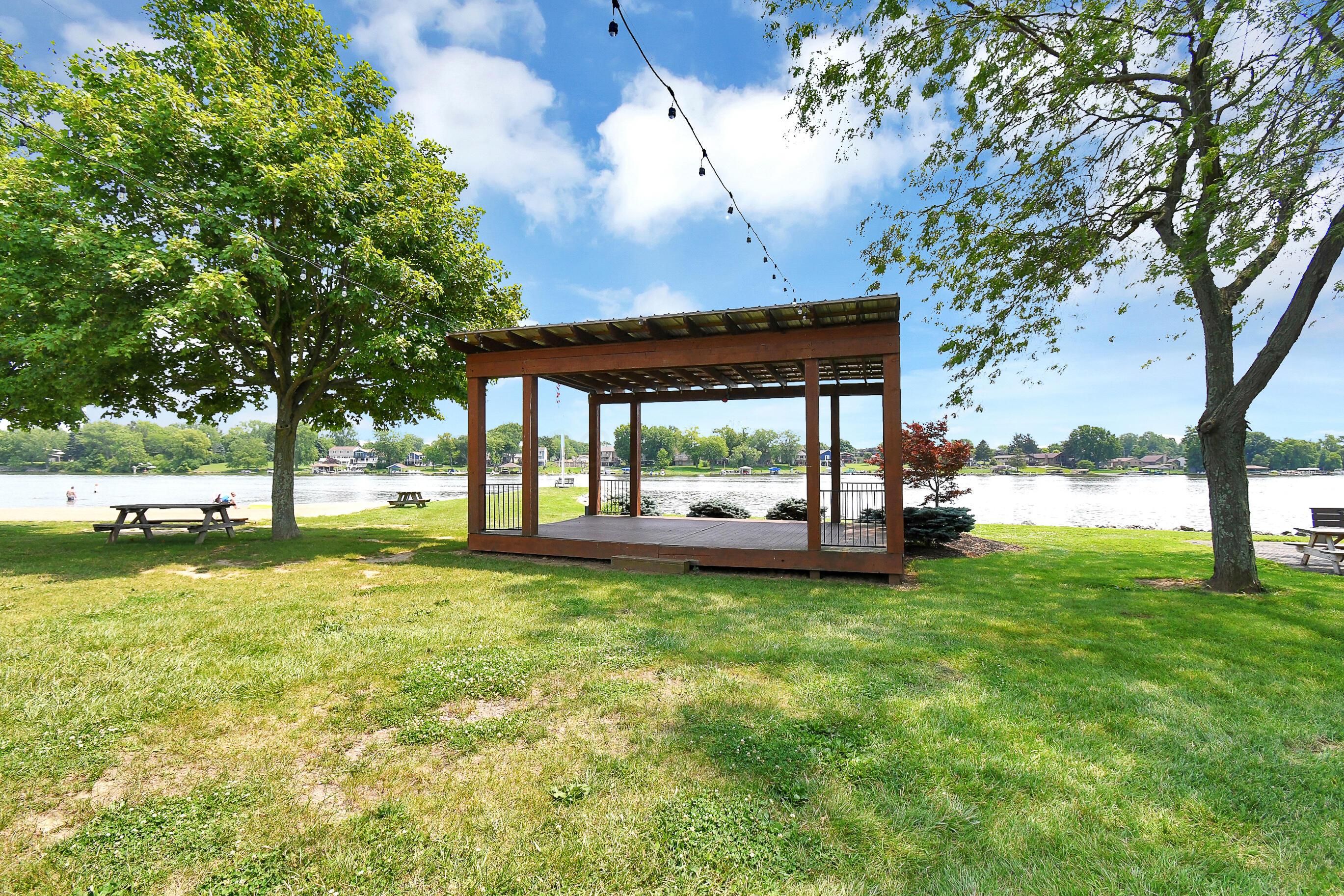 1300 E Choctaw Drive Property Photo 61