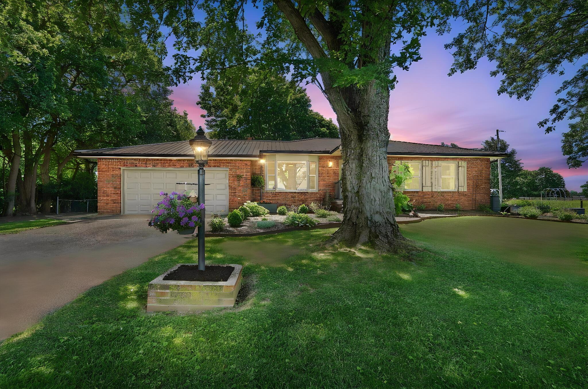 10551 Hayden Run Road Property Photo 1