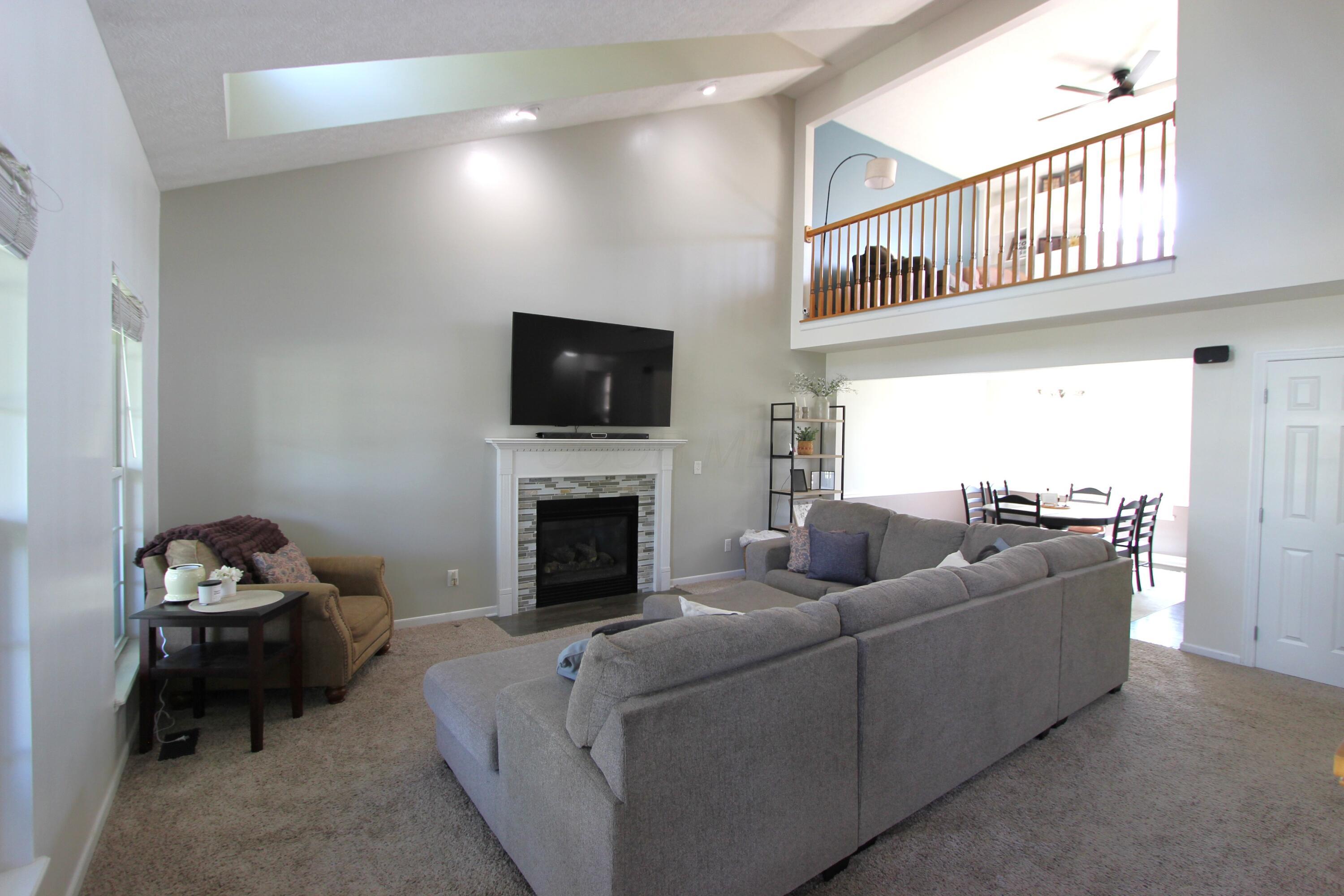 868 Quarry Park Drive Property Photo 4