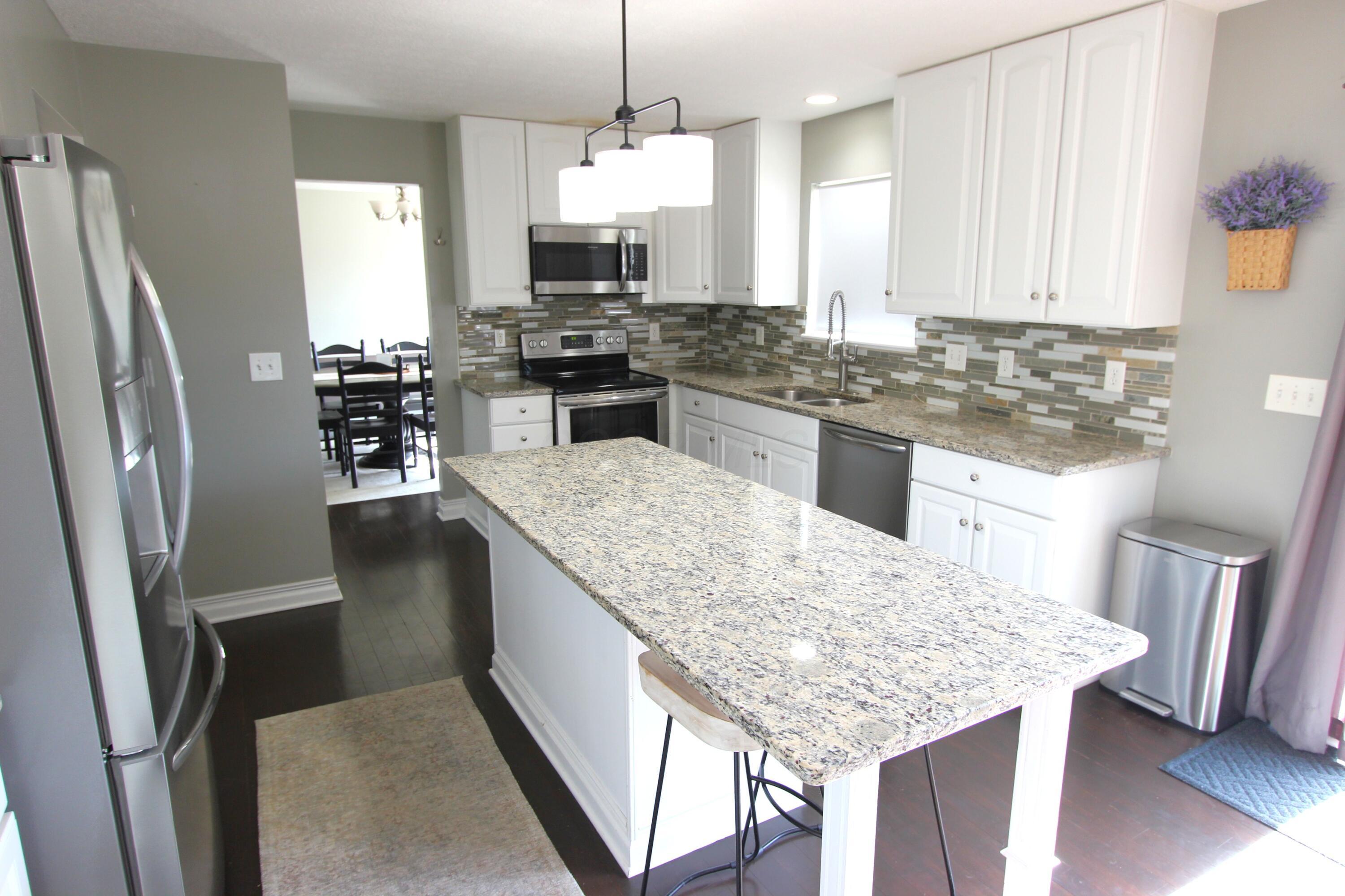 868 Quarry Park Drive Property Photo 12