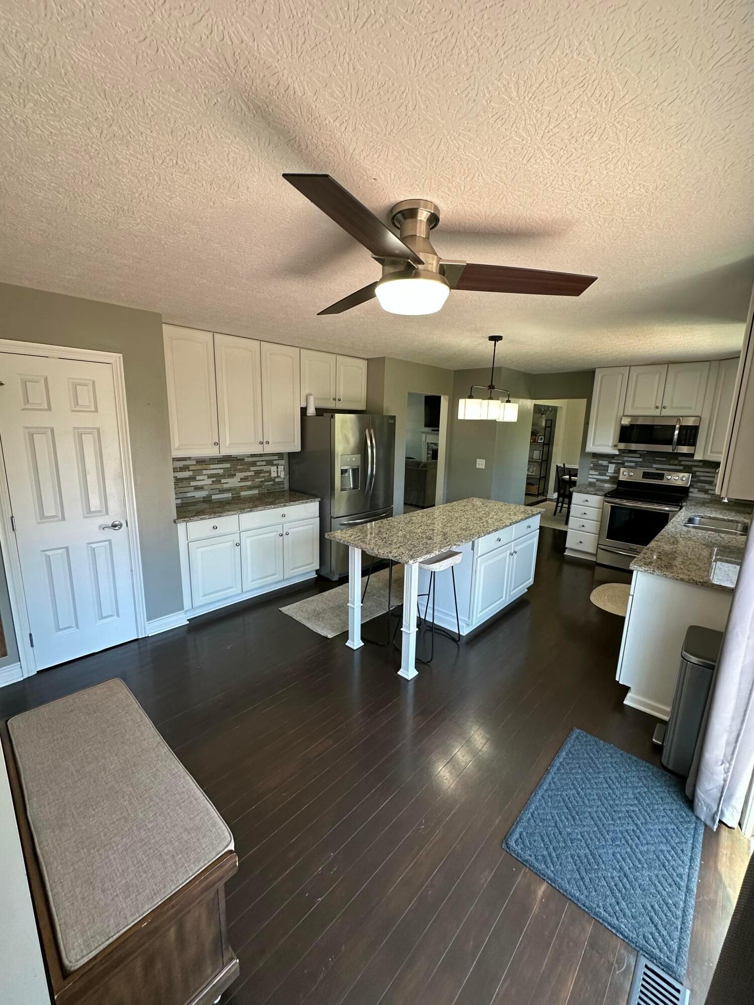 868 Quarry Park Drive Property Photo 14
