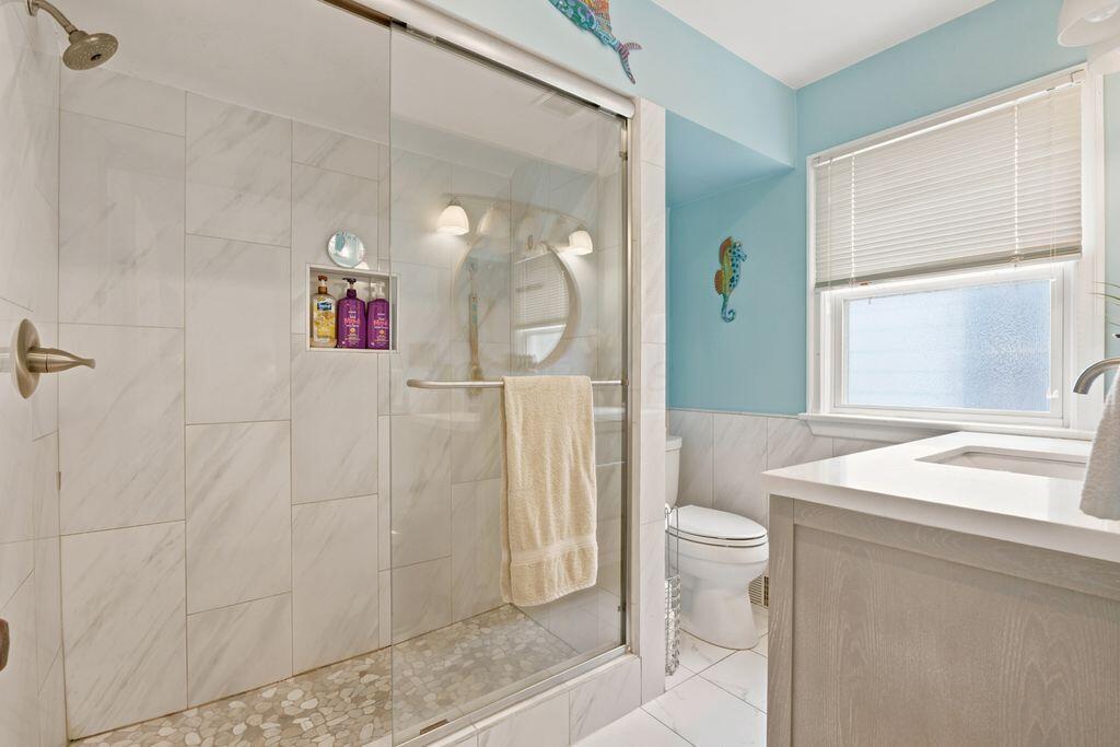 99 S Brinker Avenue Property Photo 26