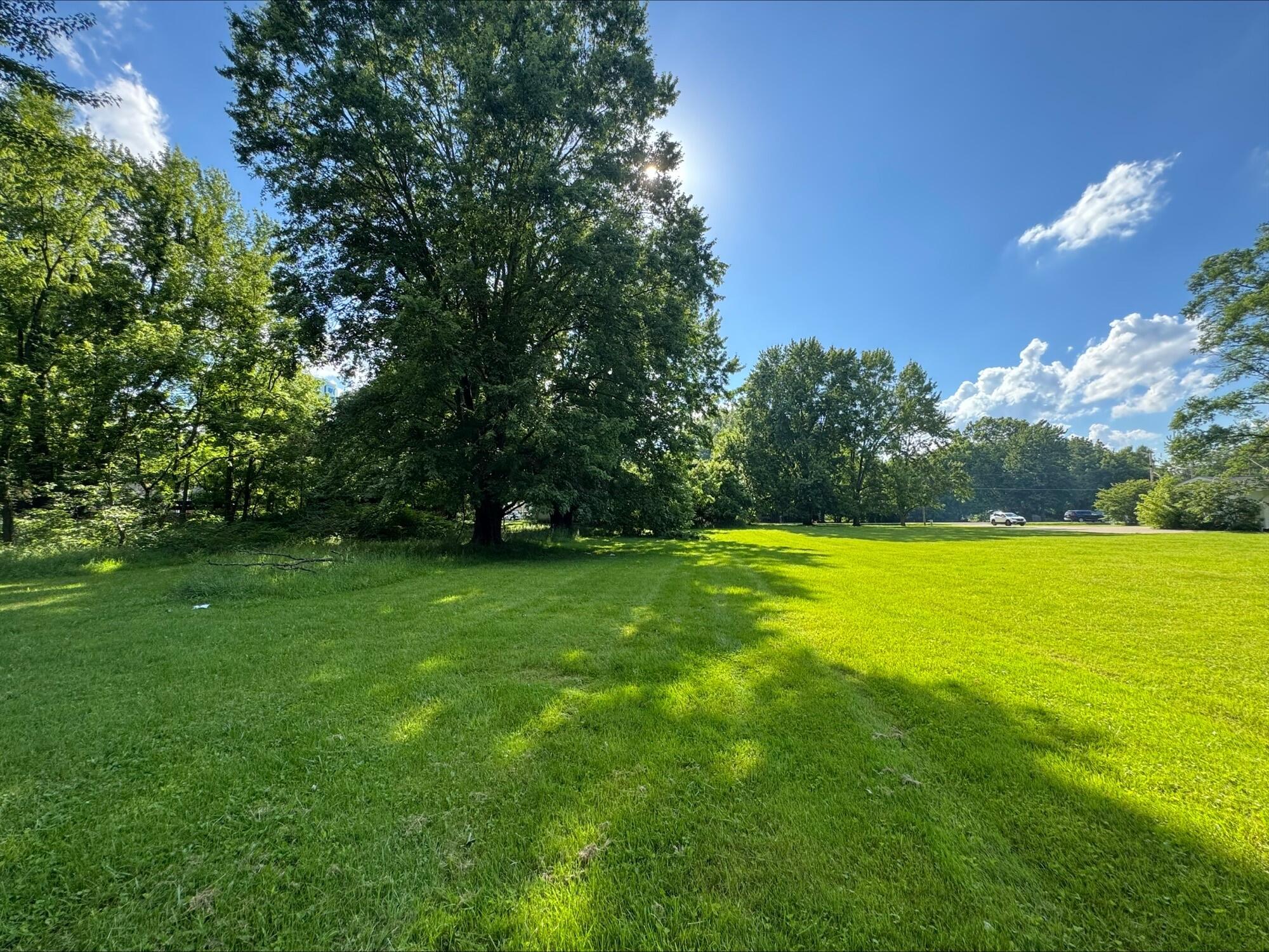 226022525 Property Photo 1