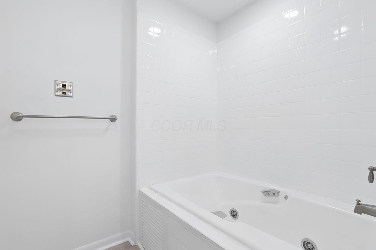 730 Mohican Way Property Photo 26