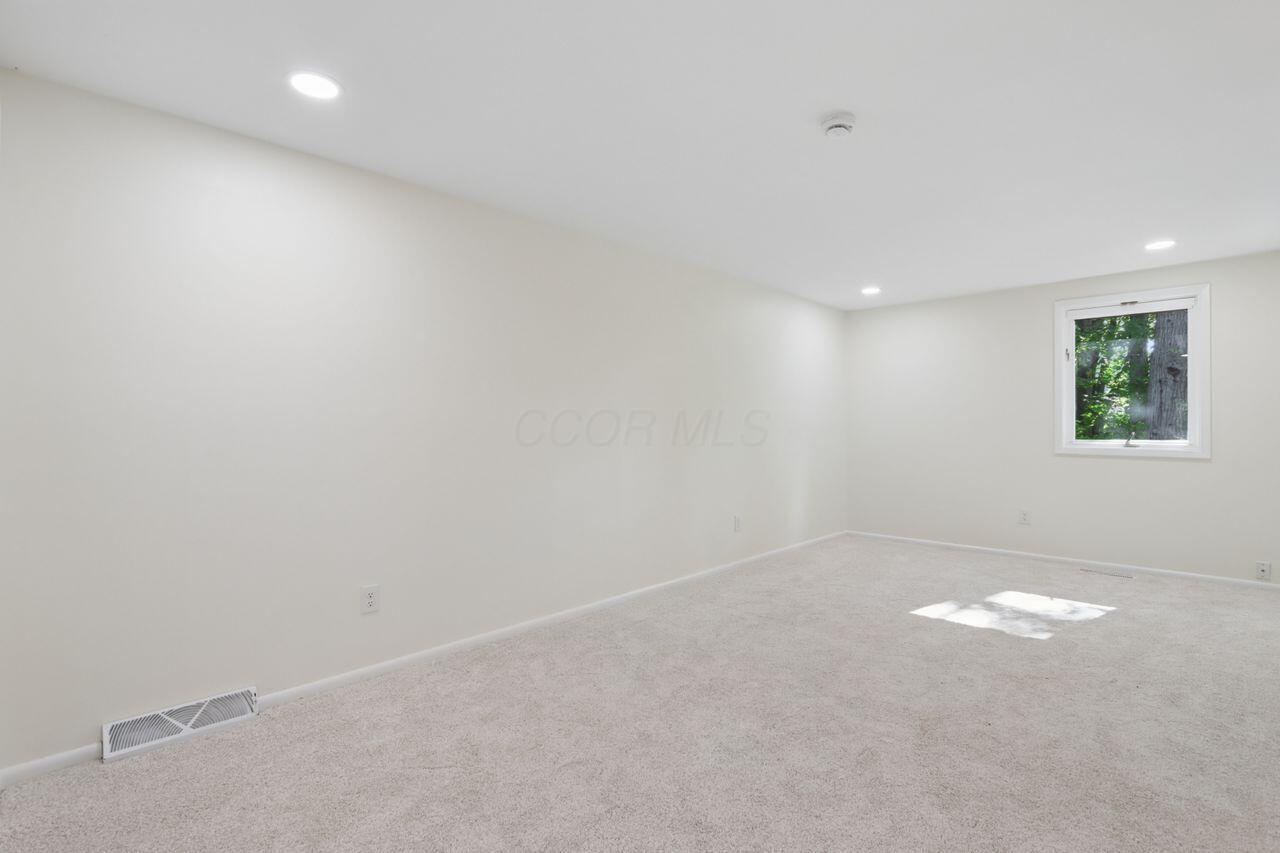 730 Mohican Way Property Photo 28