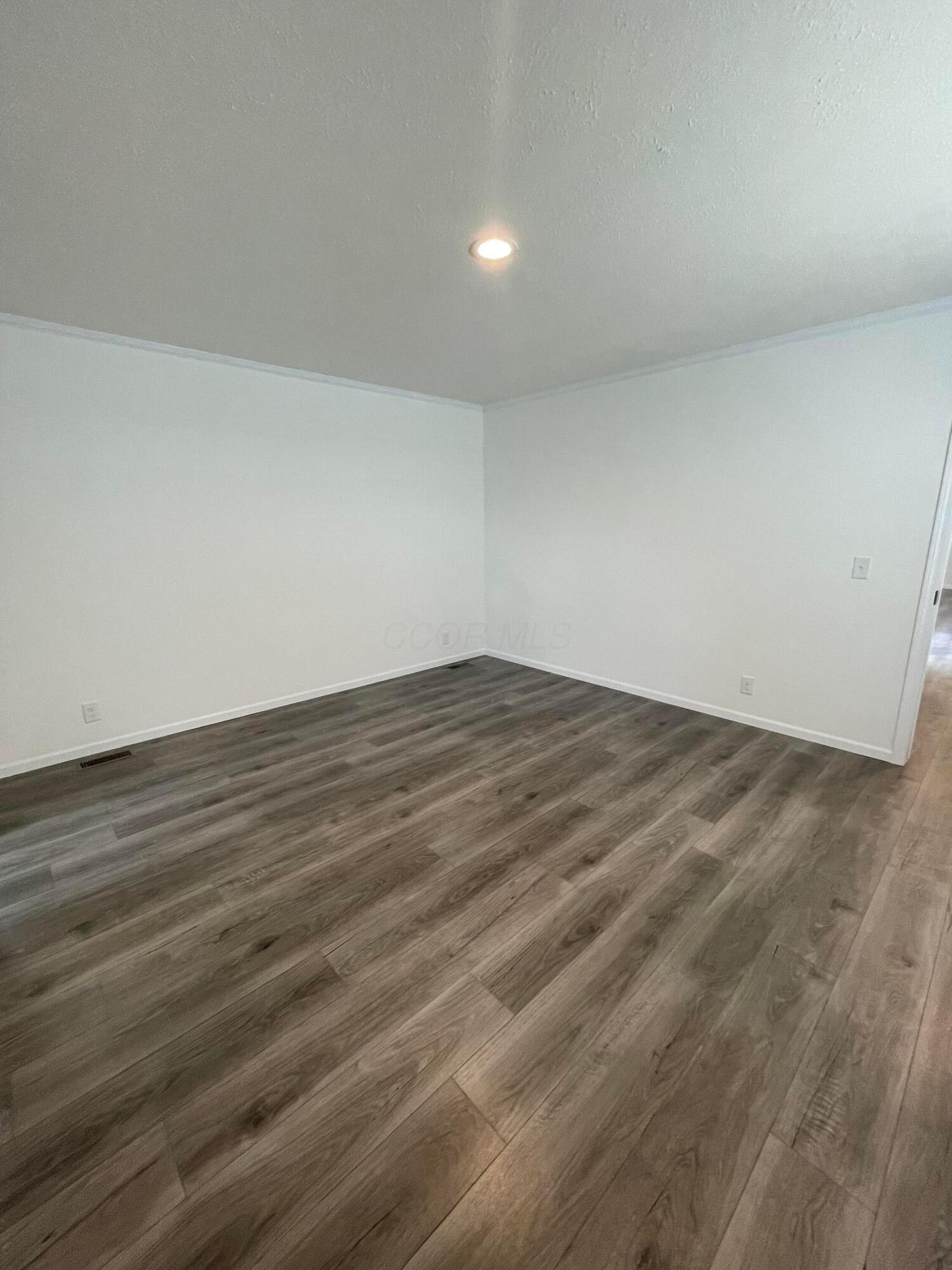 161 Cedar Cove Property Photo 16