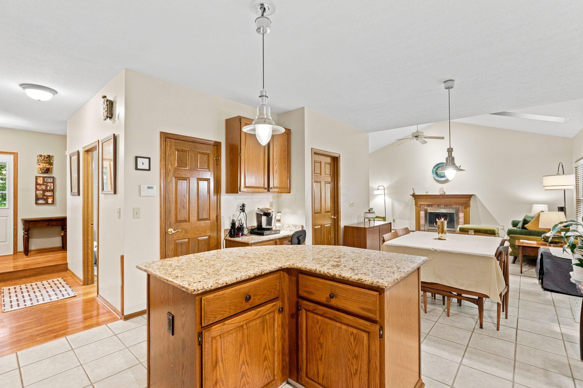 691 Westray Drive Property Photo 16