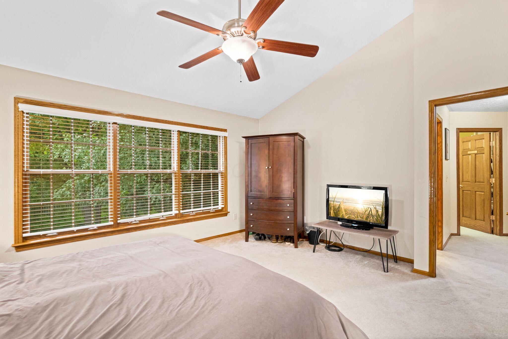 691 Westray Drive Property Photo 27