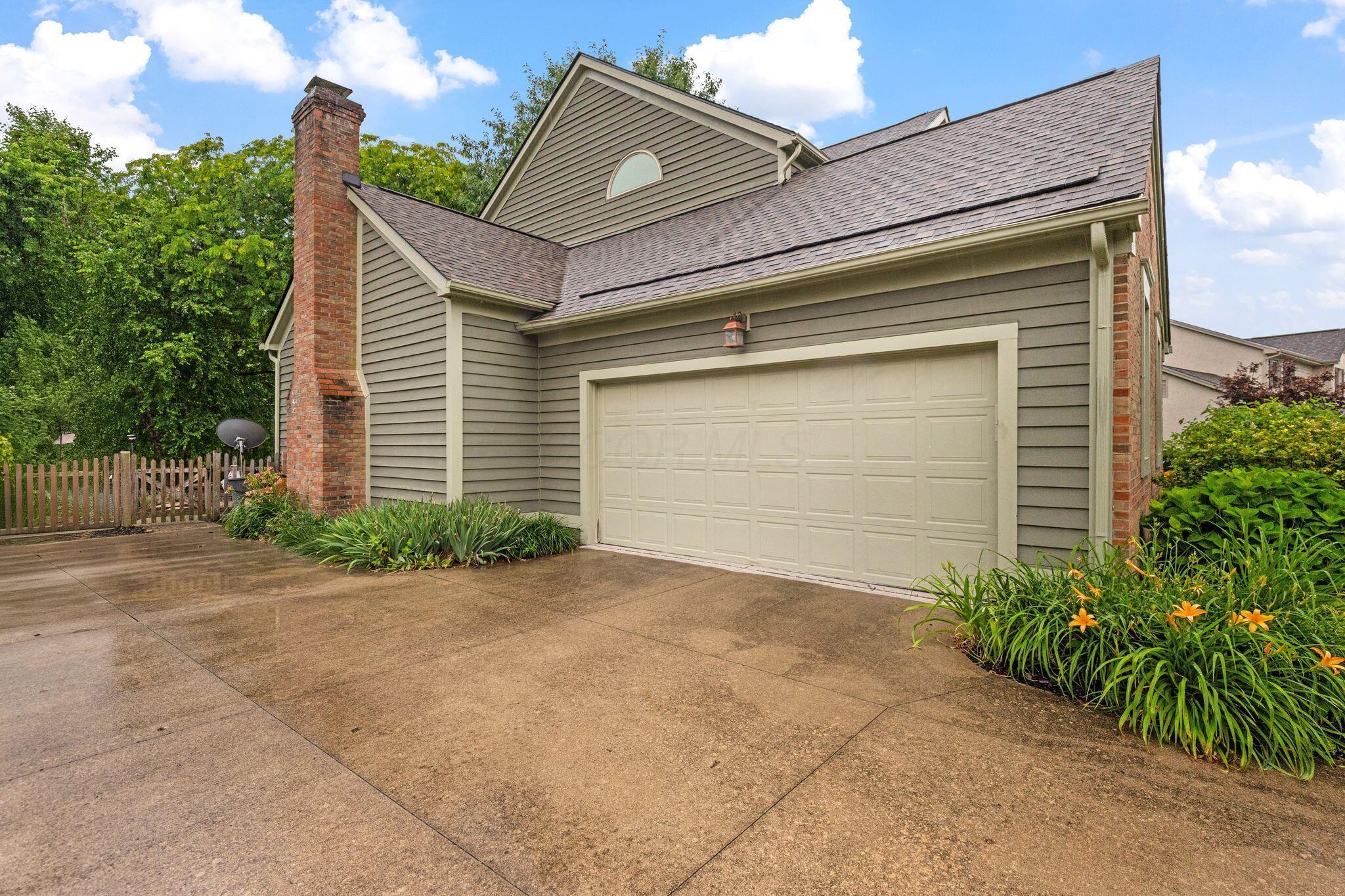 691 Westray Drive Property Photo 42