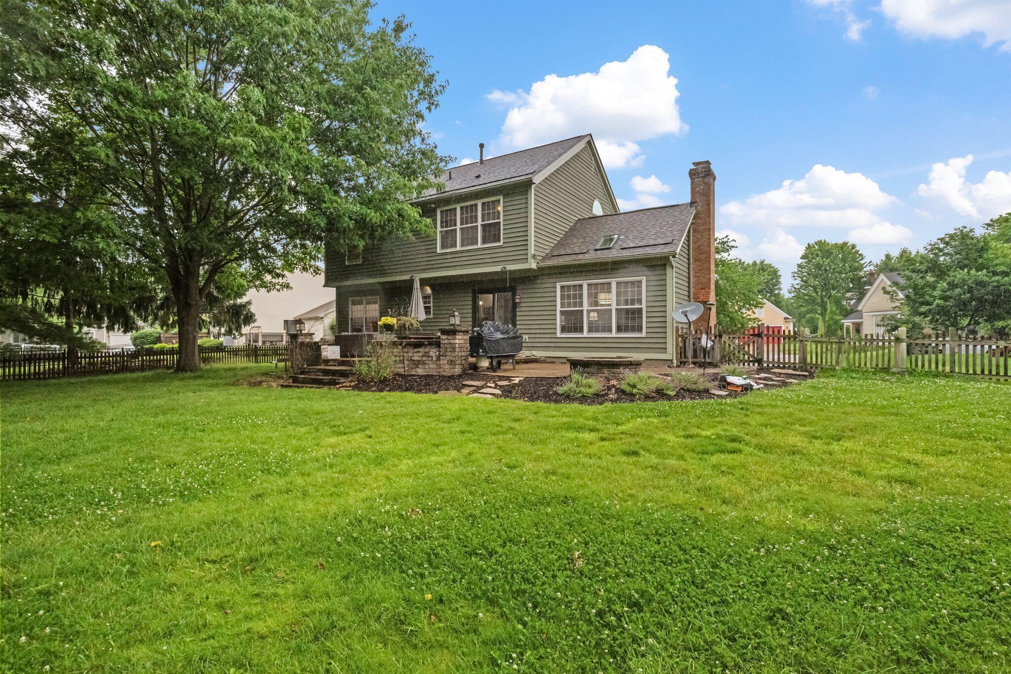 691 Westray Drive Property Photo 44