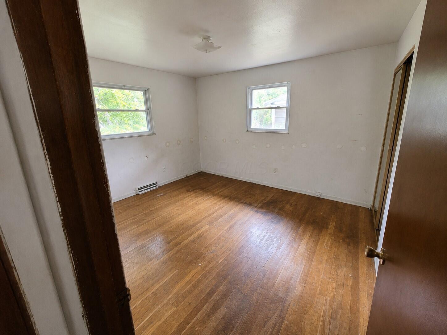 3501 E Deshler Avenue Property Photo 12