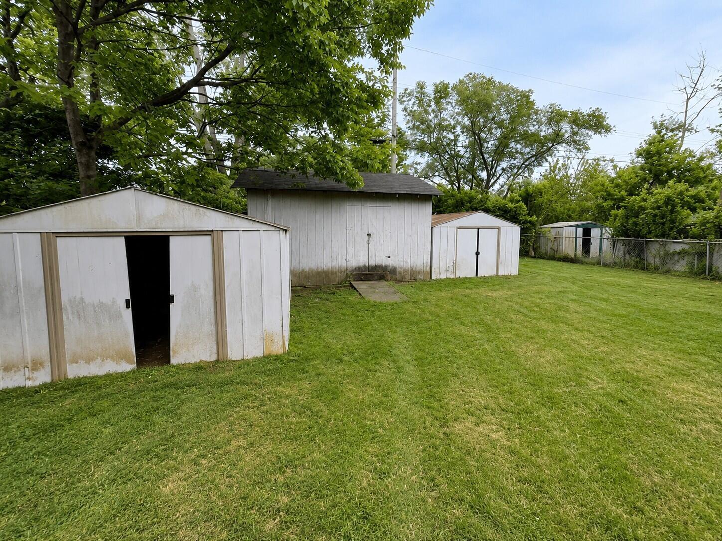 3501 E Deshler Avenue Property Photo 18
