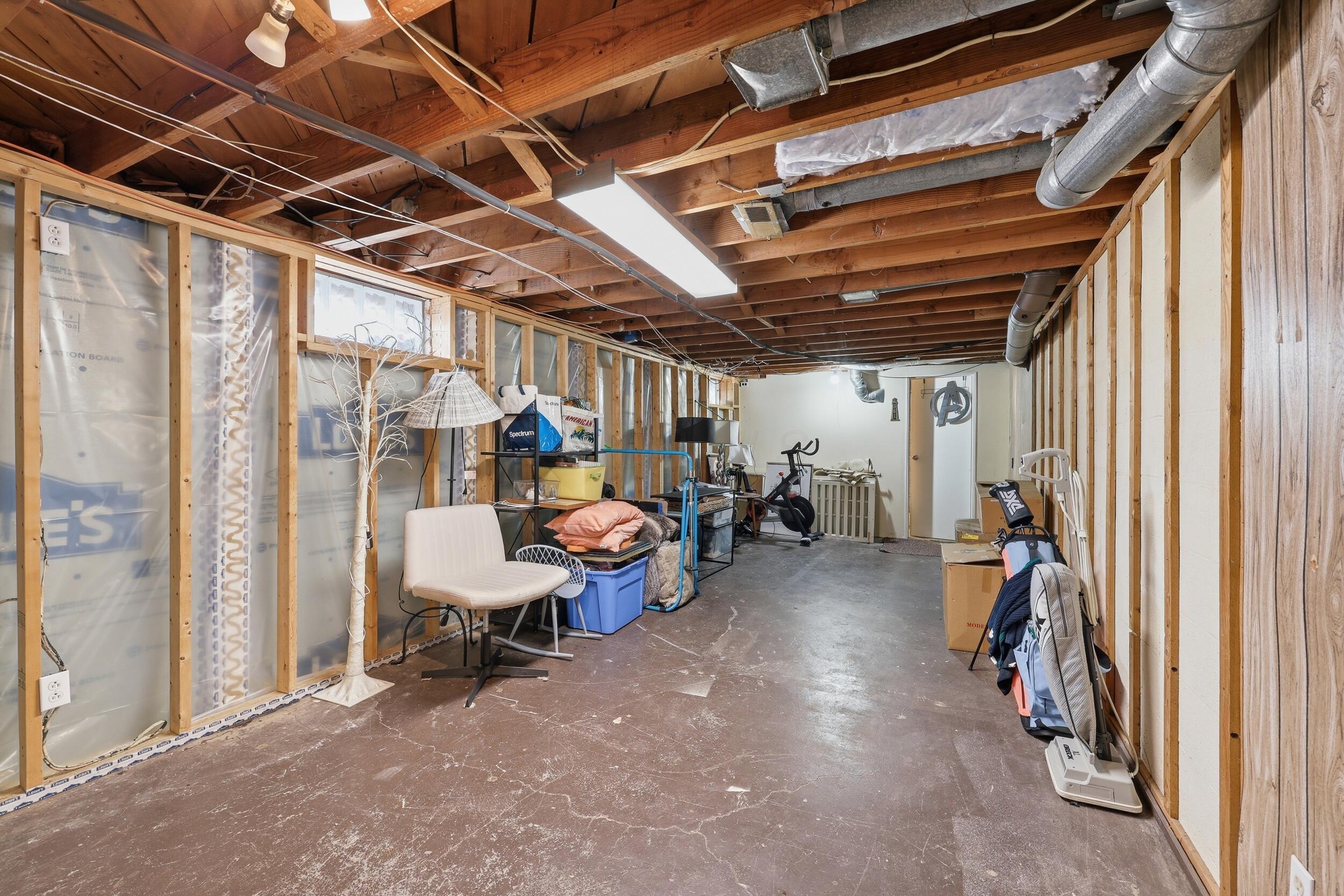 361 E Stafford Avenue Property Photo 25