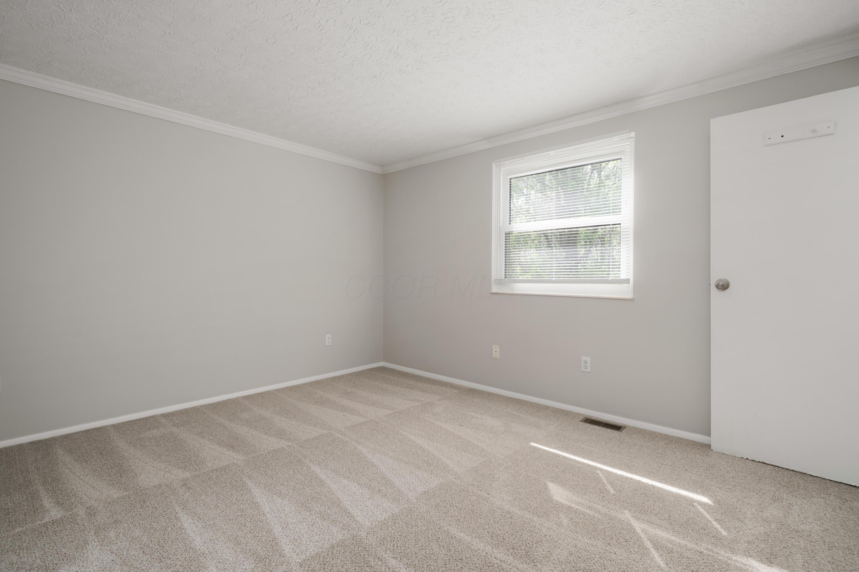 3736 Dolomite Drive Property Photo 13