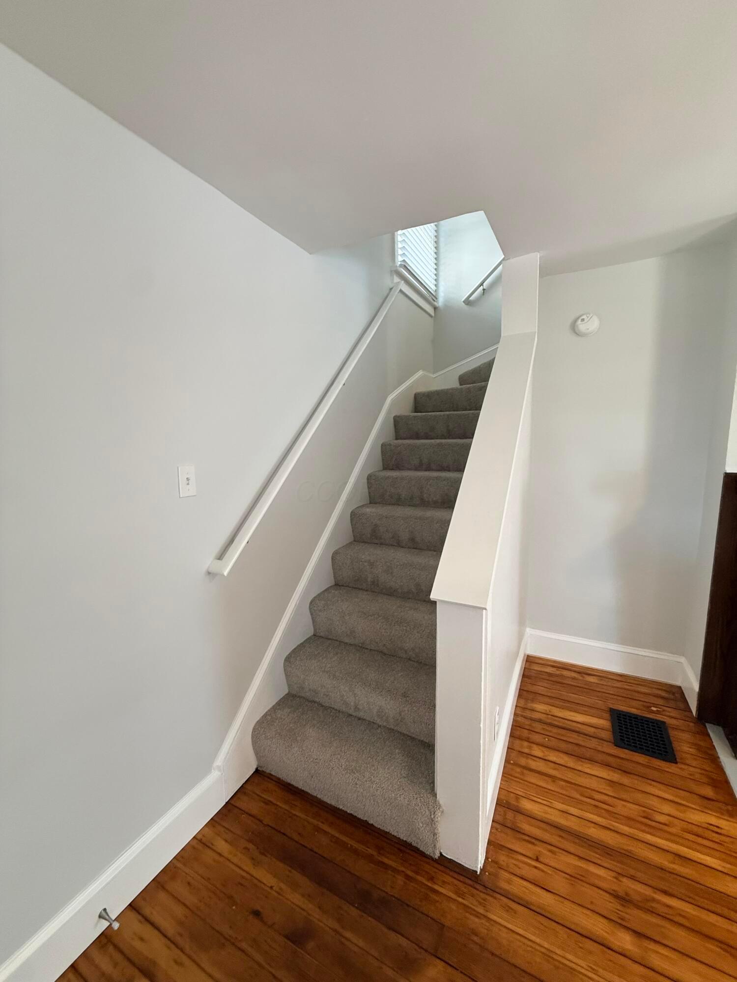 512 E Woodrow Avenue Property Photo 10