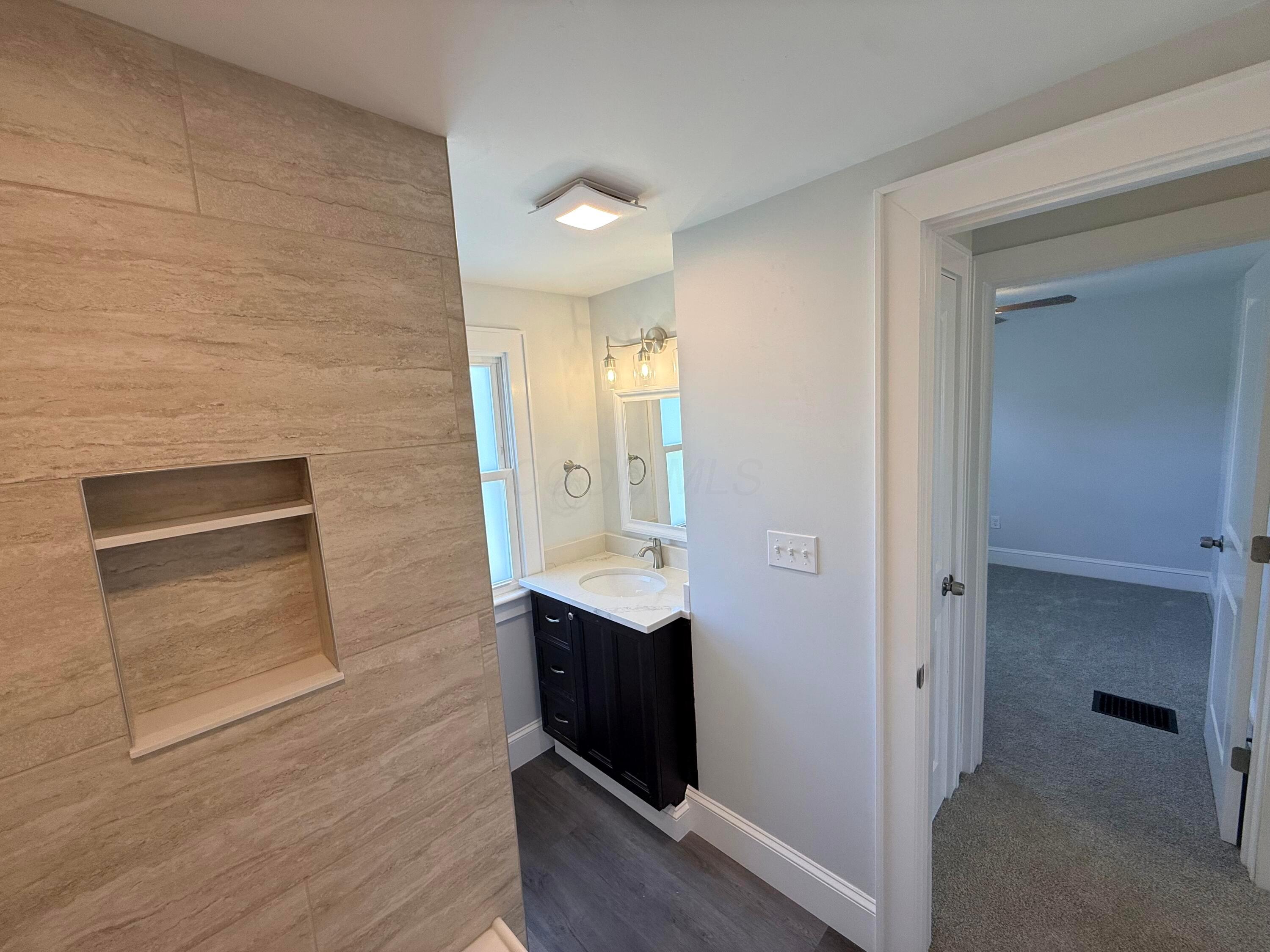 512 E Woodrow Avenue Property Photo 15