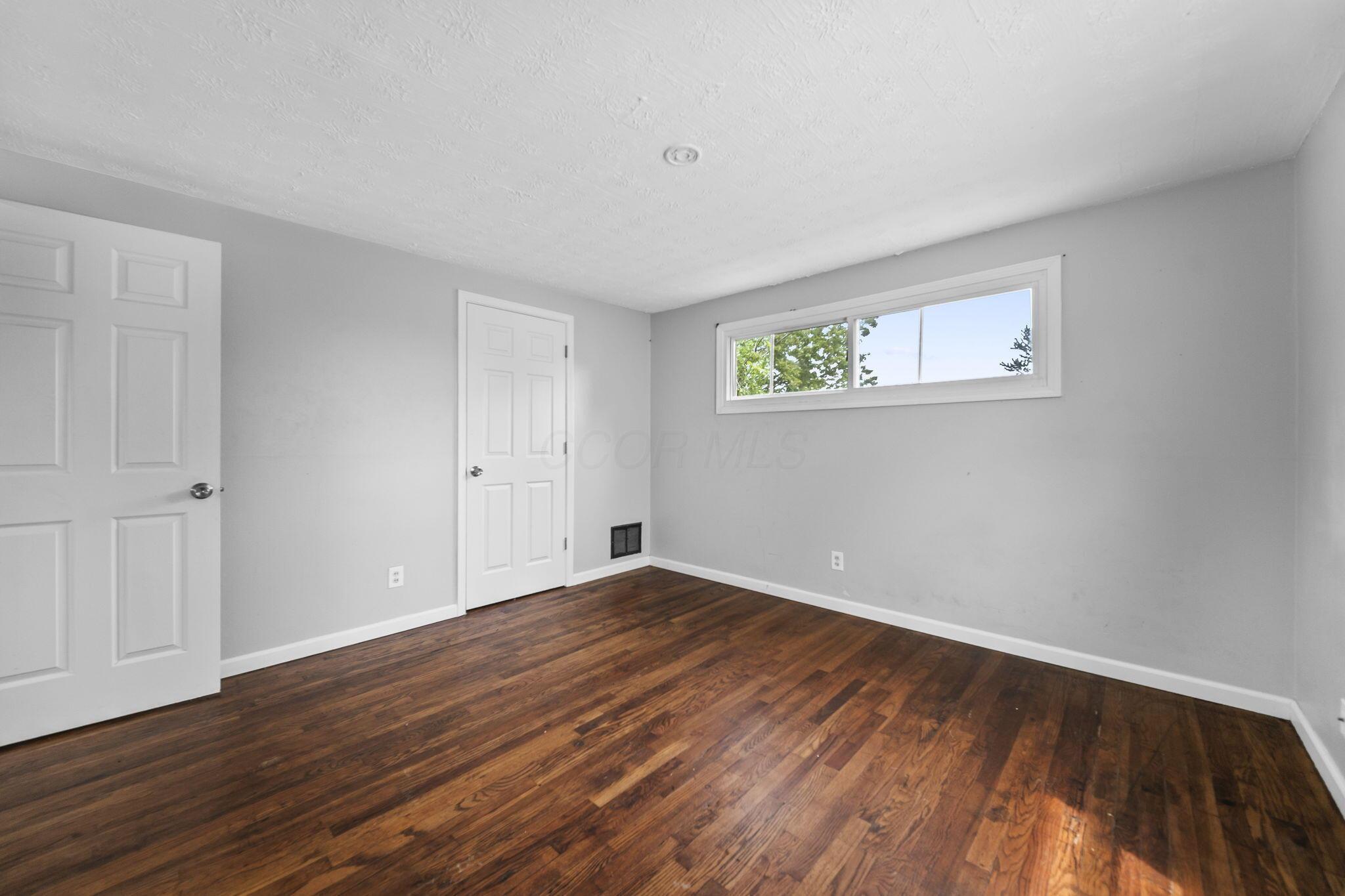 1025-1027 E 21st Avenue Property Photo 24