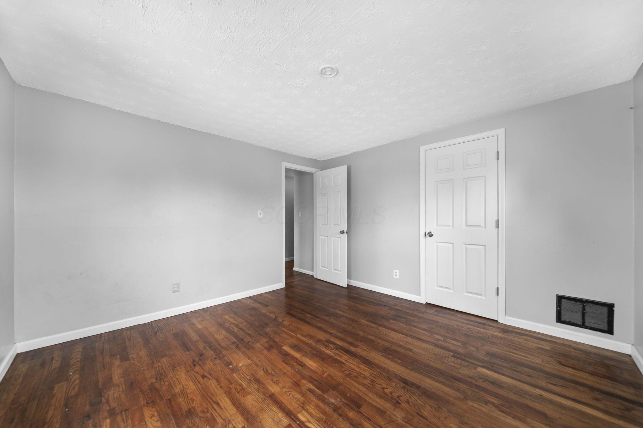 1025-1027 E 21st Avenue Property Photo 25