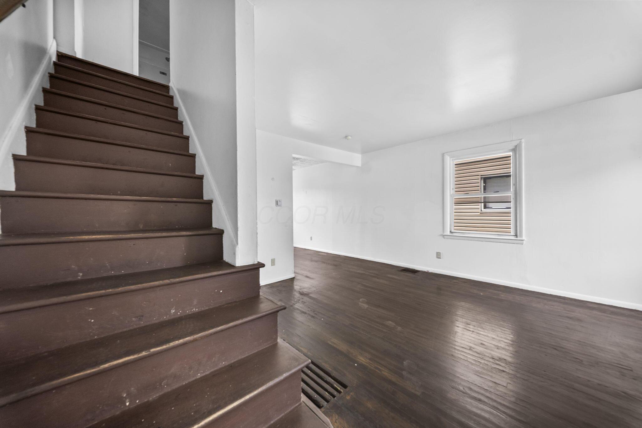 1025-1027 E 21st Avenue Property Photo 41
