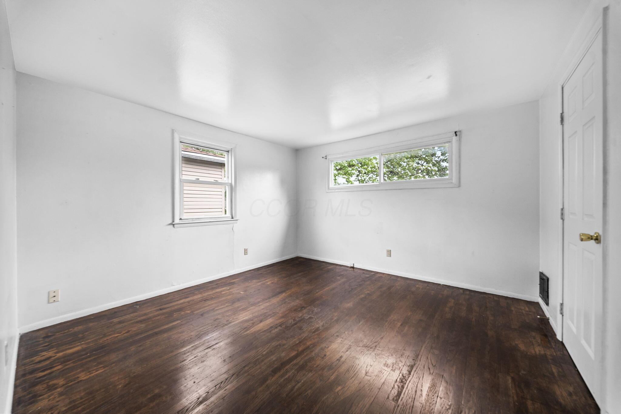1025-1027 E 21st Avenue Property Photo 46