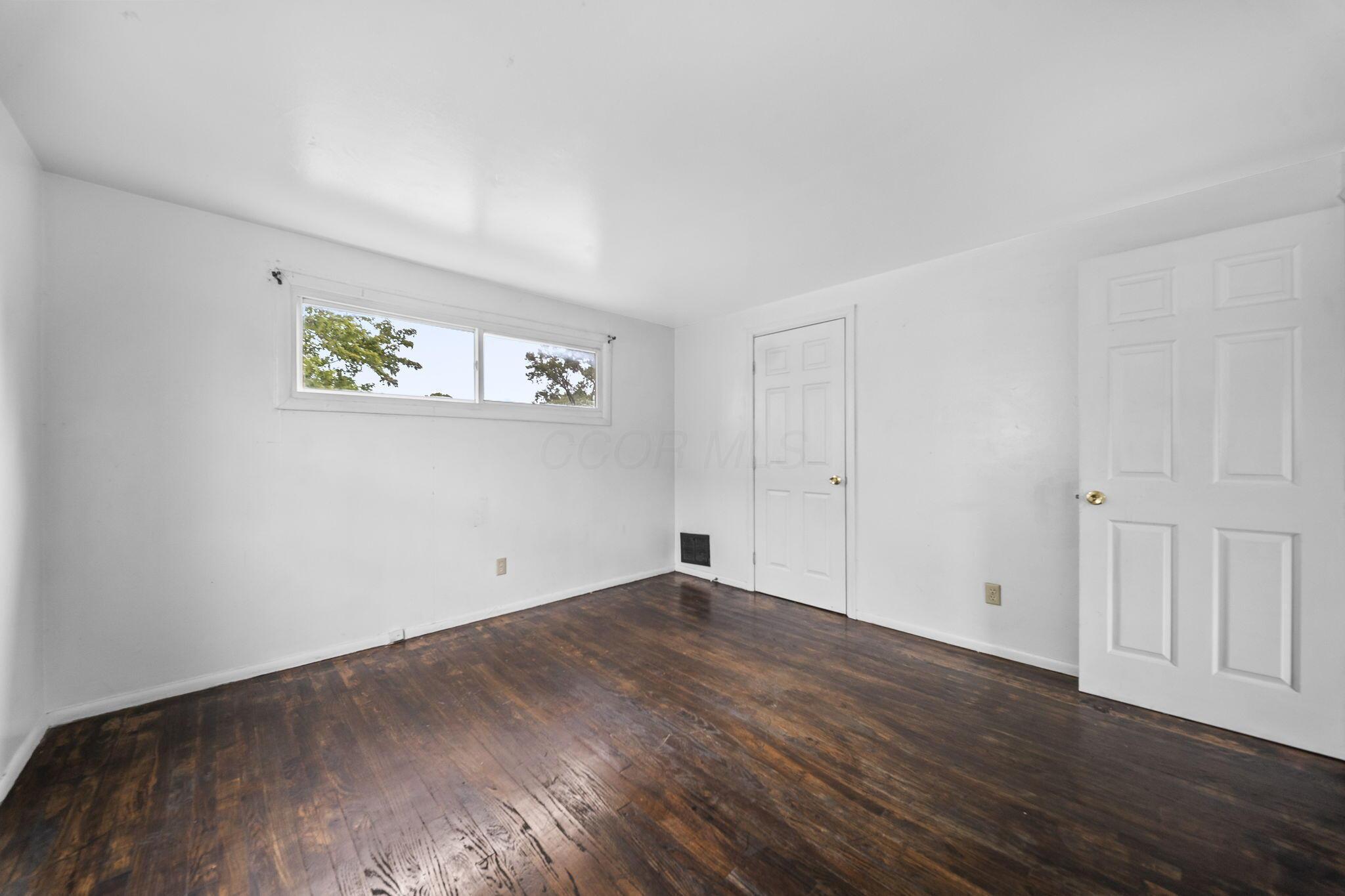 1025-1027 E 21st Avenue Property Photo 47