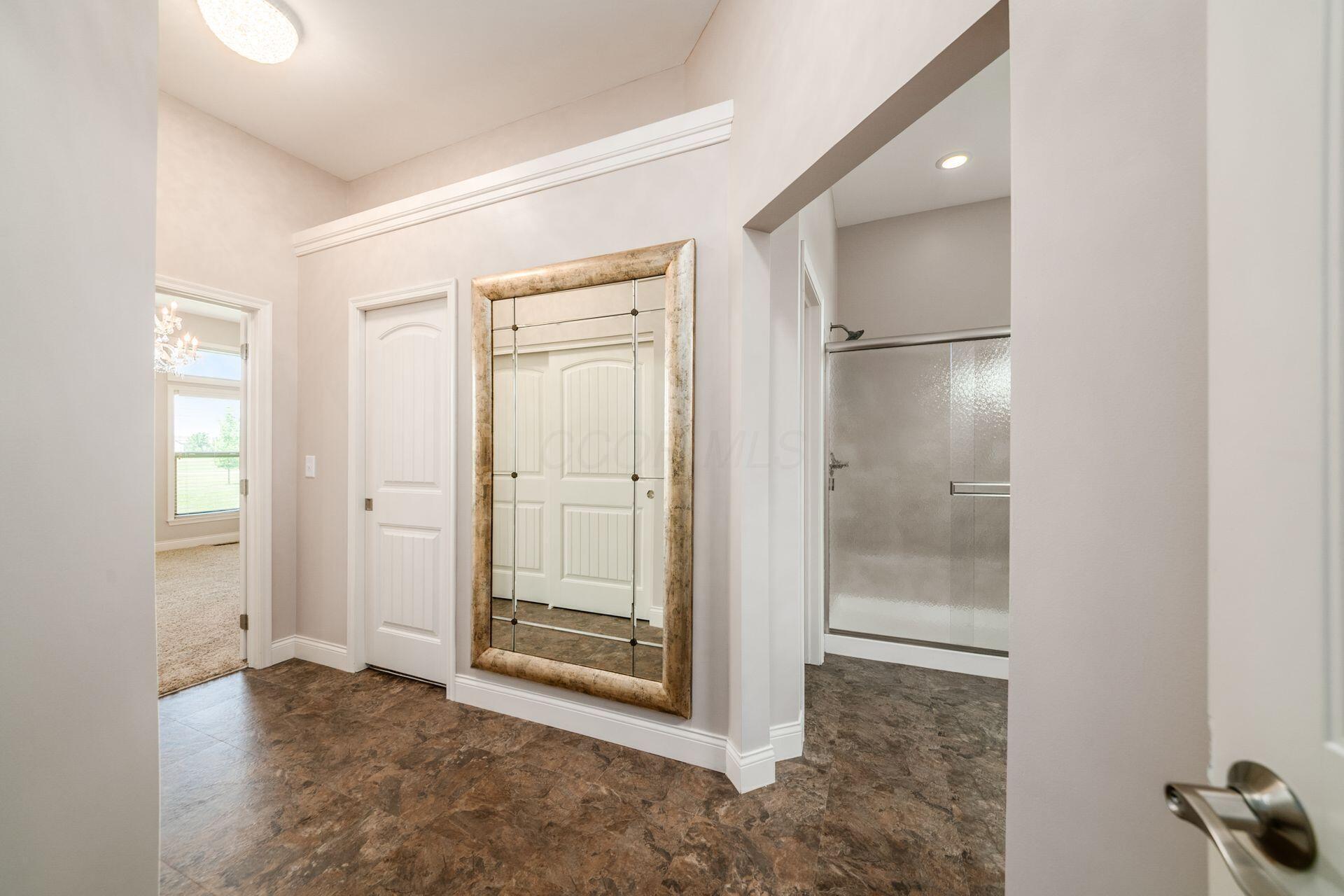 886 Ballater Drive Property Photo 33