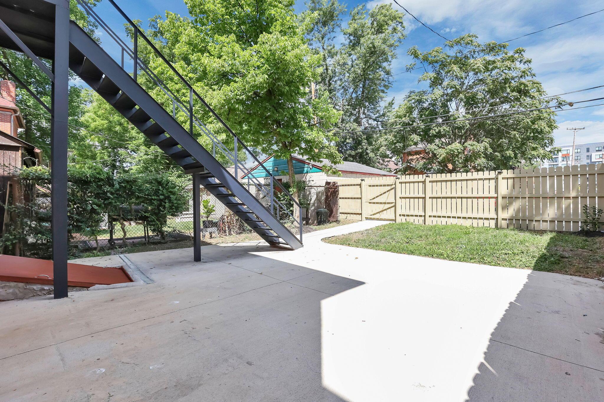 42 King Avenue Property Photo 40