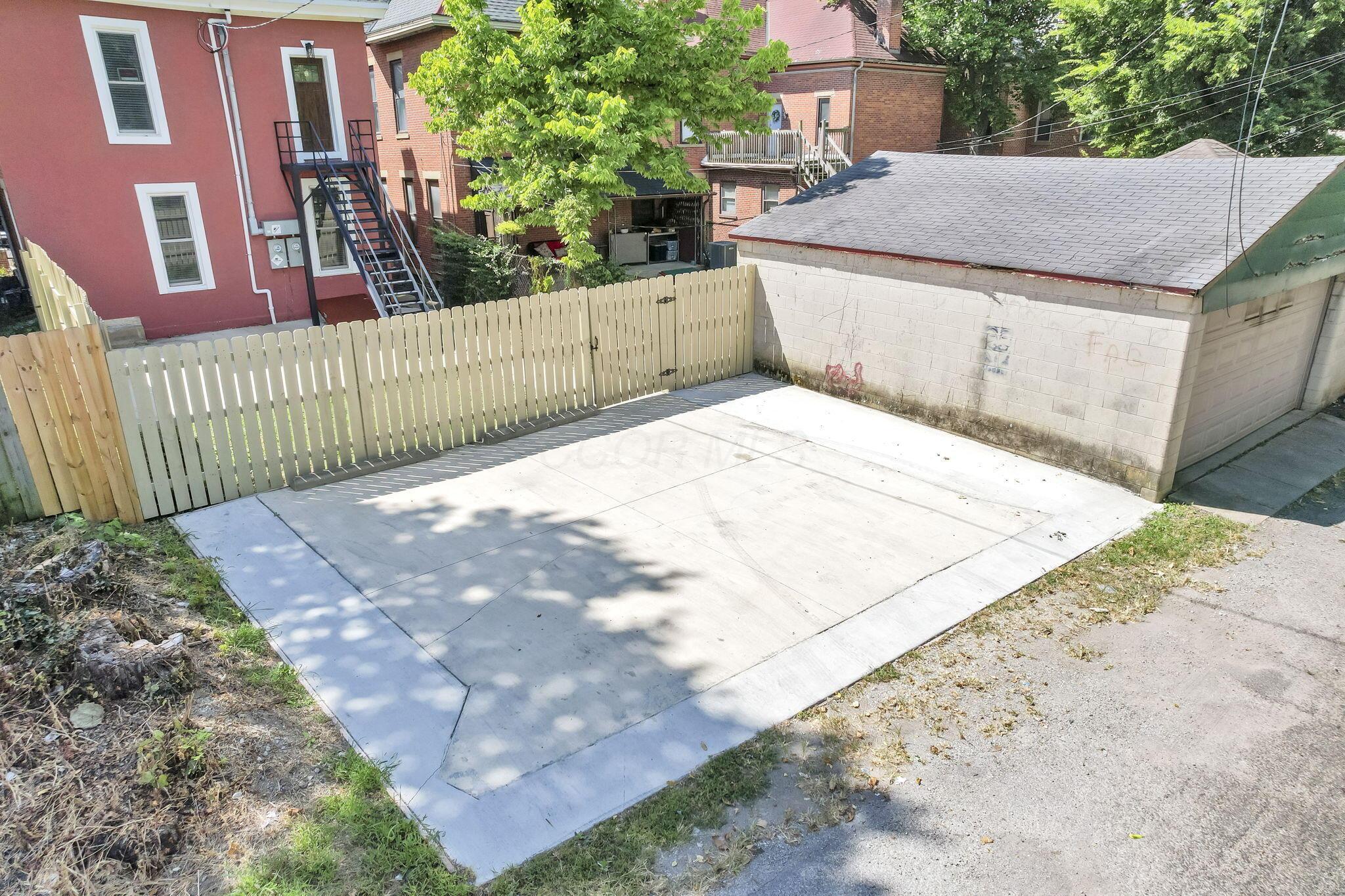 42 King Avenue Property Photo 41