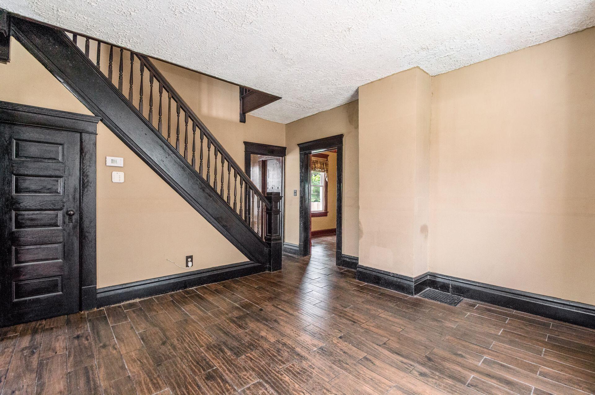 112 Dewey Avenue Property Photo 5
