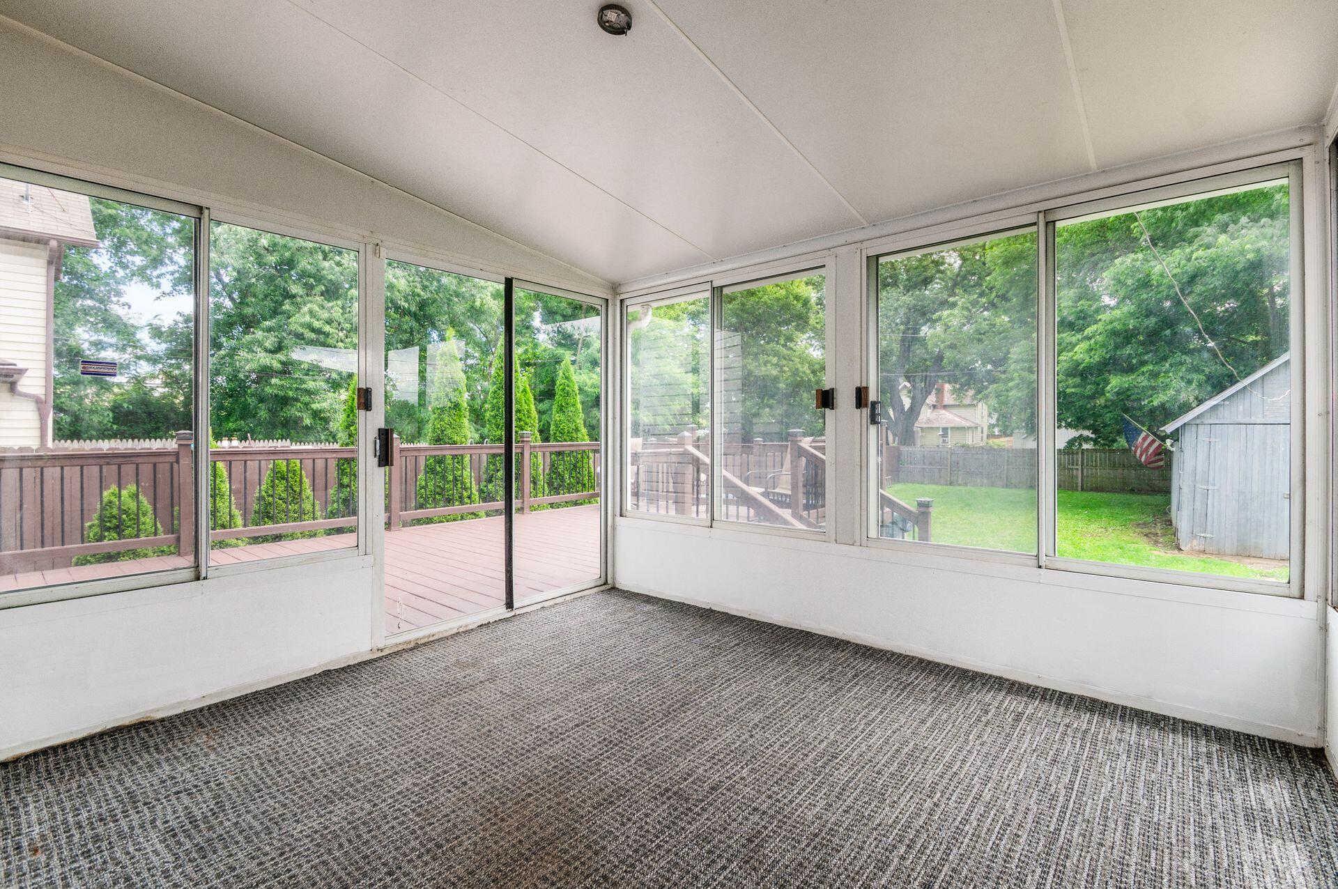 112 Dewey Avenue Property Photo 26